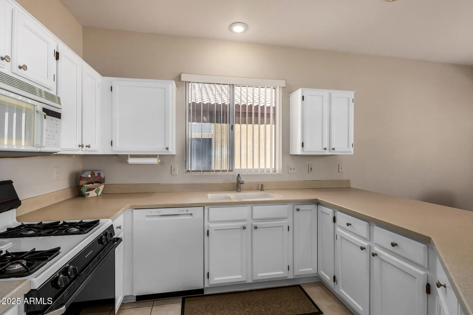 Property Slideshow image 6 of 38 | 15924 w falcon ridge dr, Sun City West, AZ, 85375