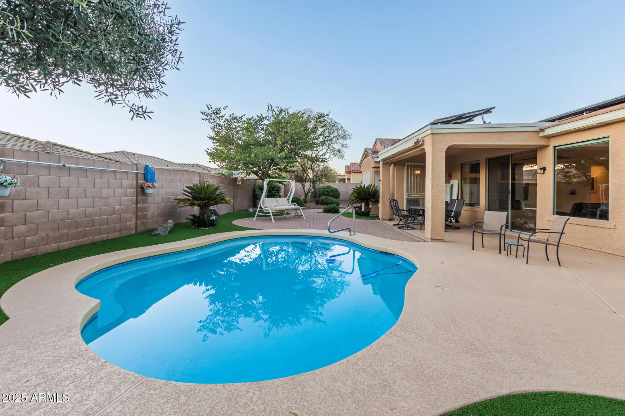 Property Slideshow image 27 of 34 | 16355 w desert lily dr, Surprise, AZ, 85387