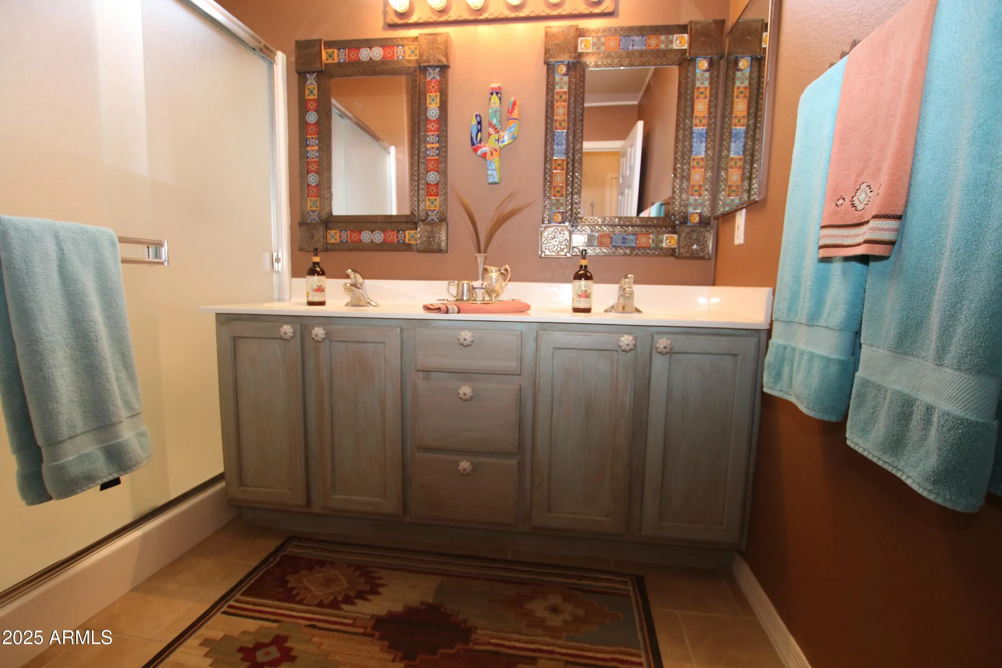 Property Slideshow image 16 of 47 | 6390 s granite dr, Chandler, AZ, 85249