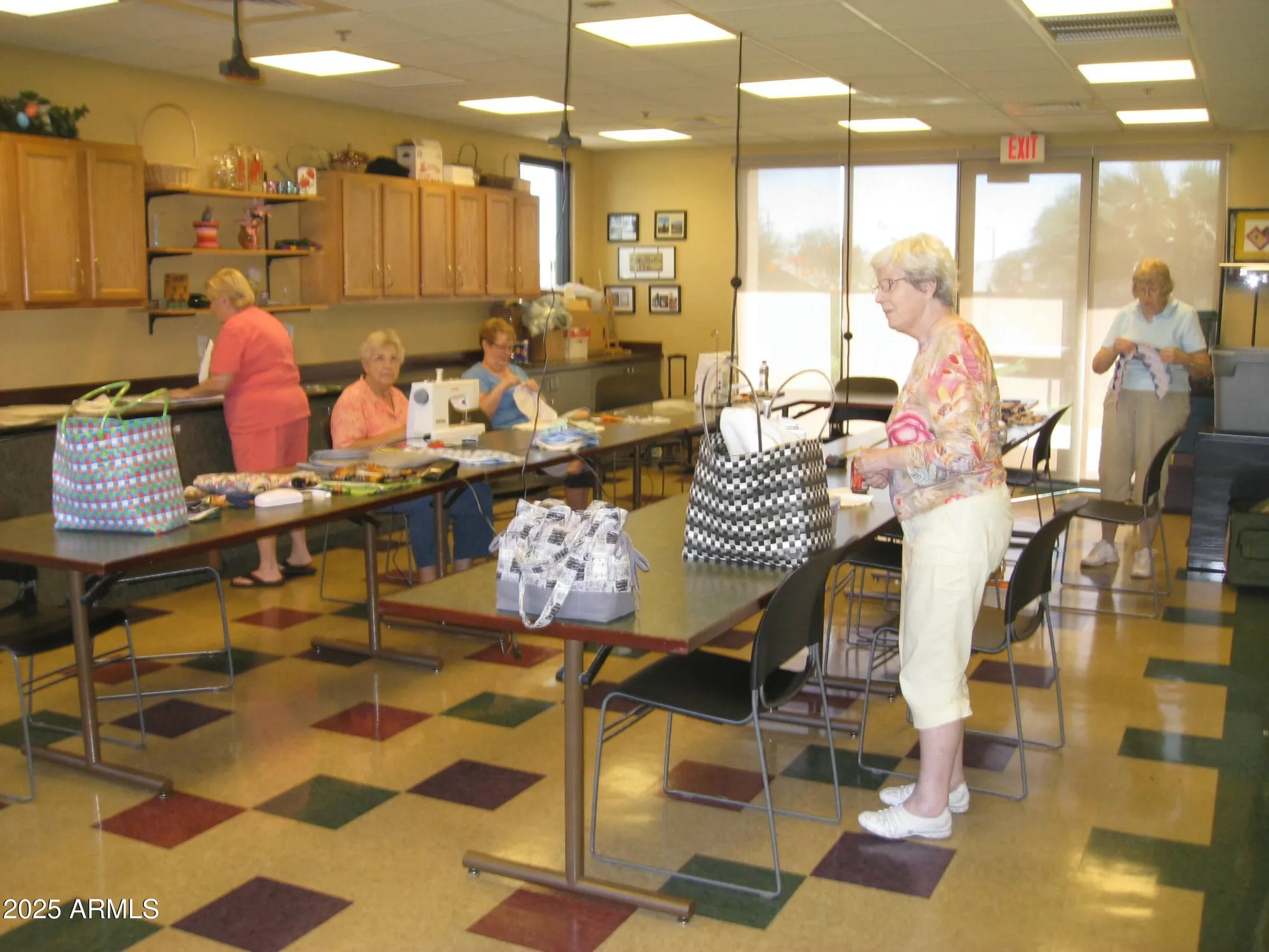 Property Slideshow image 38 of 47 | 6390 s granite dr, Chandler, AZ, 85249