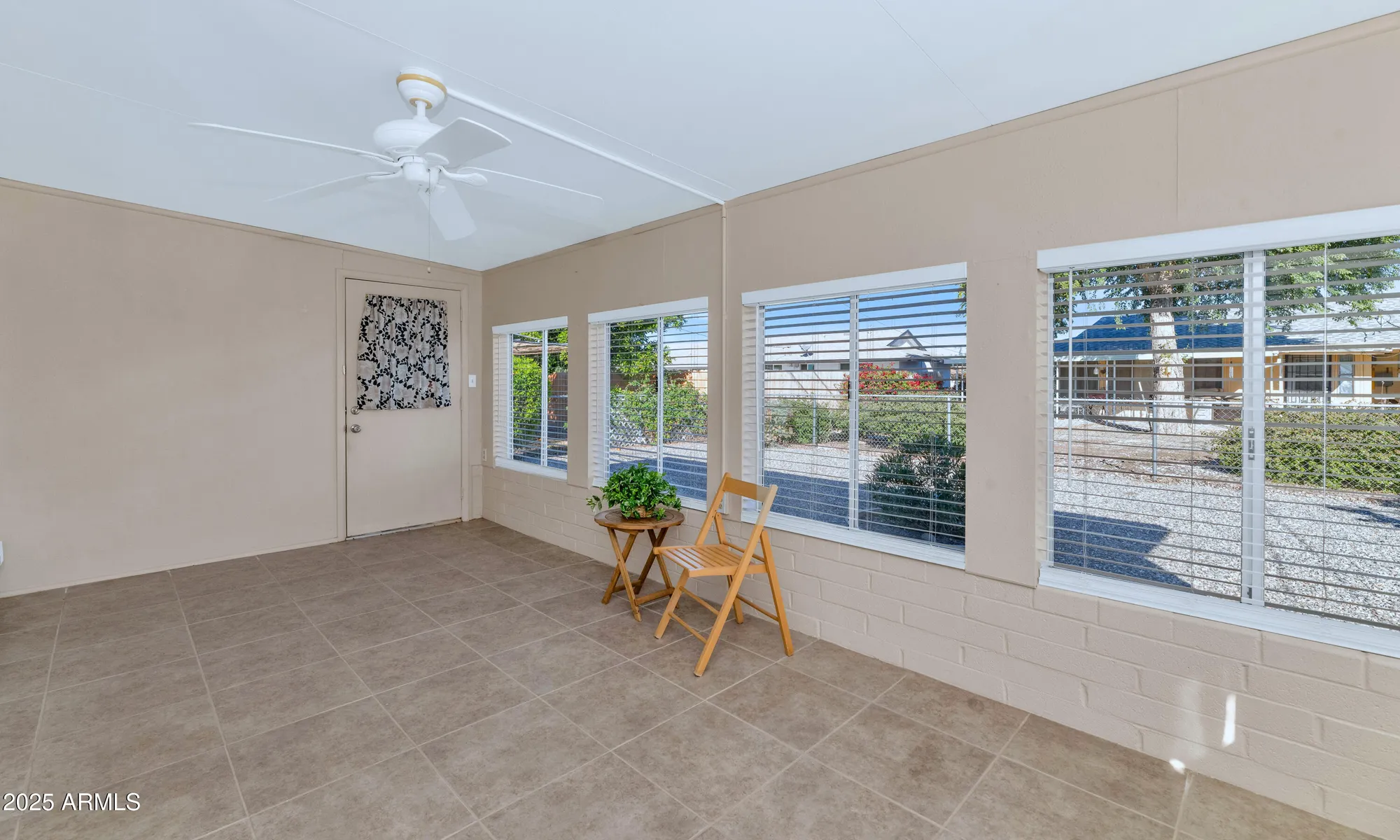 Property Slideshow image 17 of 33 | 10126 w desert hills dr, Sun City, AZ, 85351