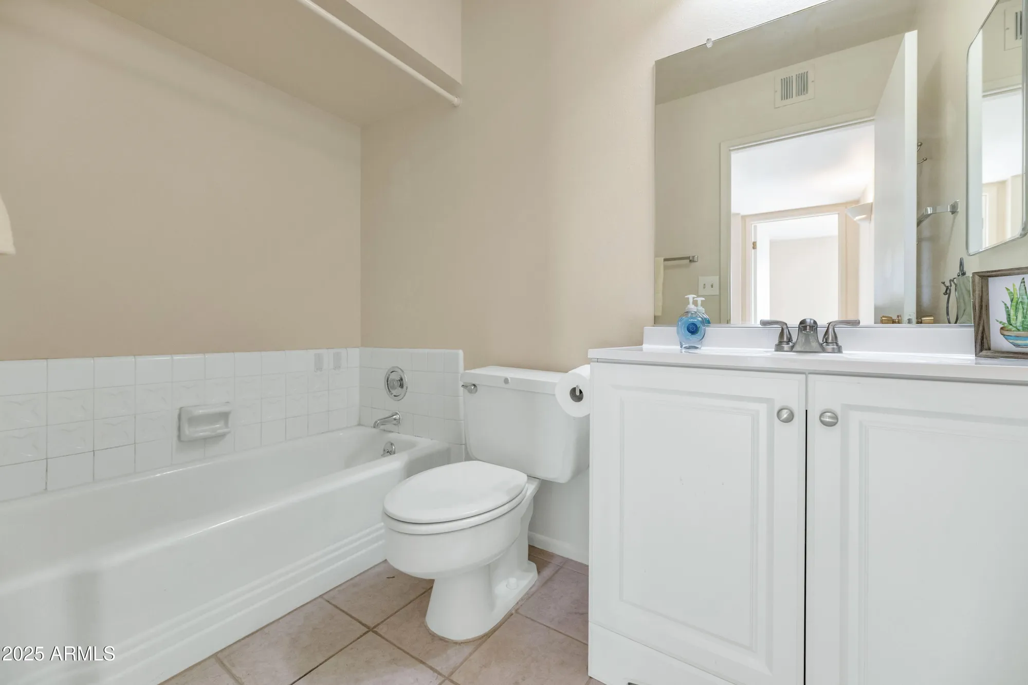 Property Slideshow image 15 of 33 | 10126 w desert hills dr, Sun City, AZ, 85351