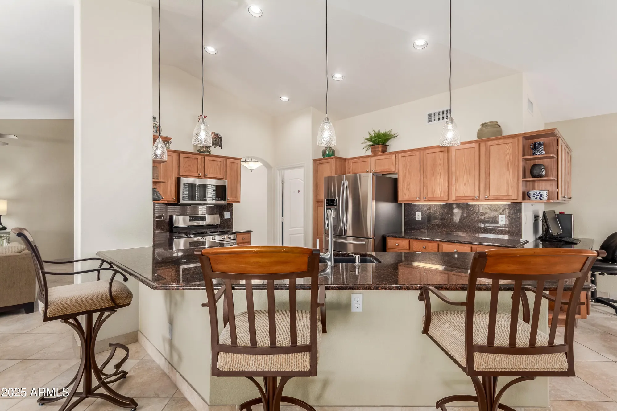 Property Slideshow image 19 of 46 | 15750 w avalon dr, Goodyear, AZ, 85395