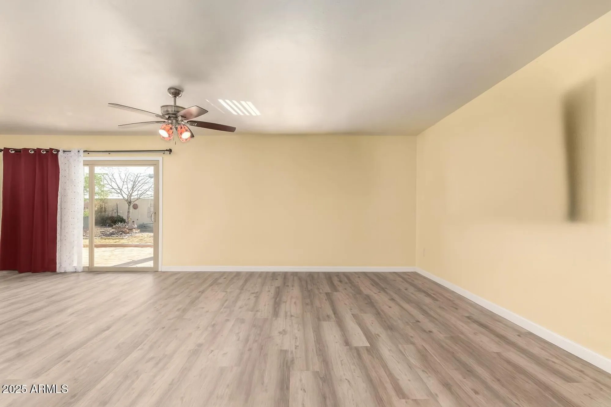 Property Slideshow image 5 of 37 | 10723 e navajo pl, Sun Lakes, AZ, 85248