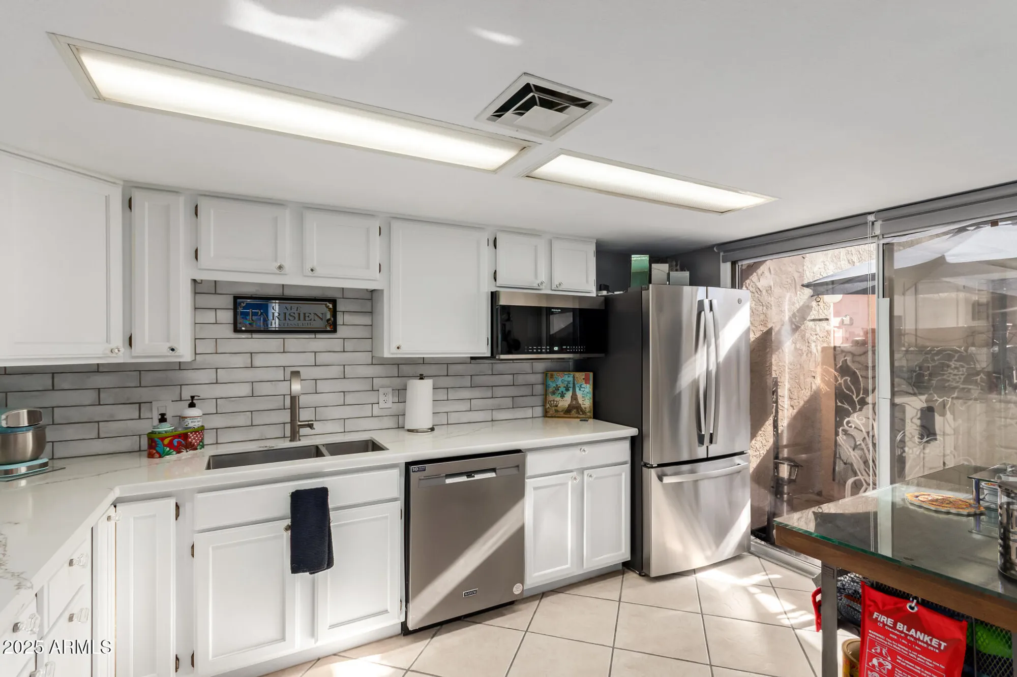 Property Slideshow image 9 of 27 | 7838 e park view dr, Mesa, AZ, 85208