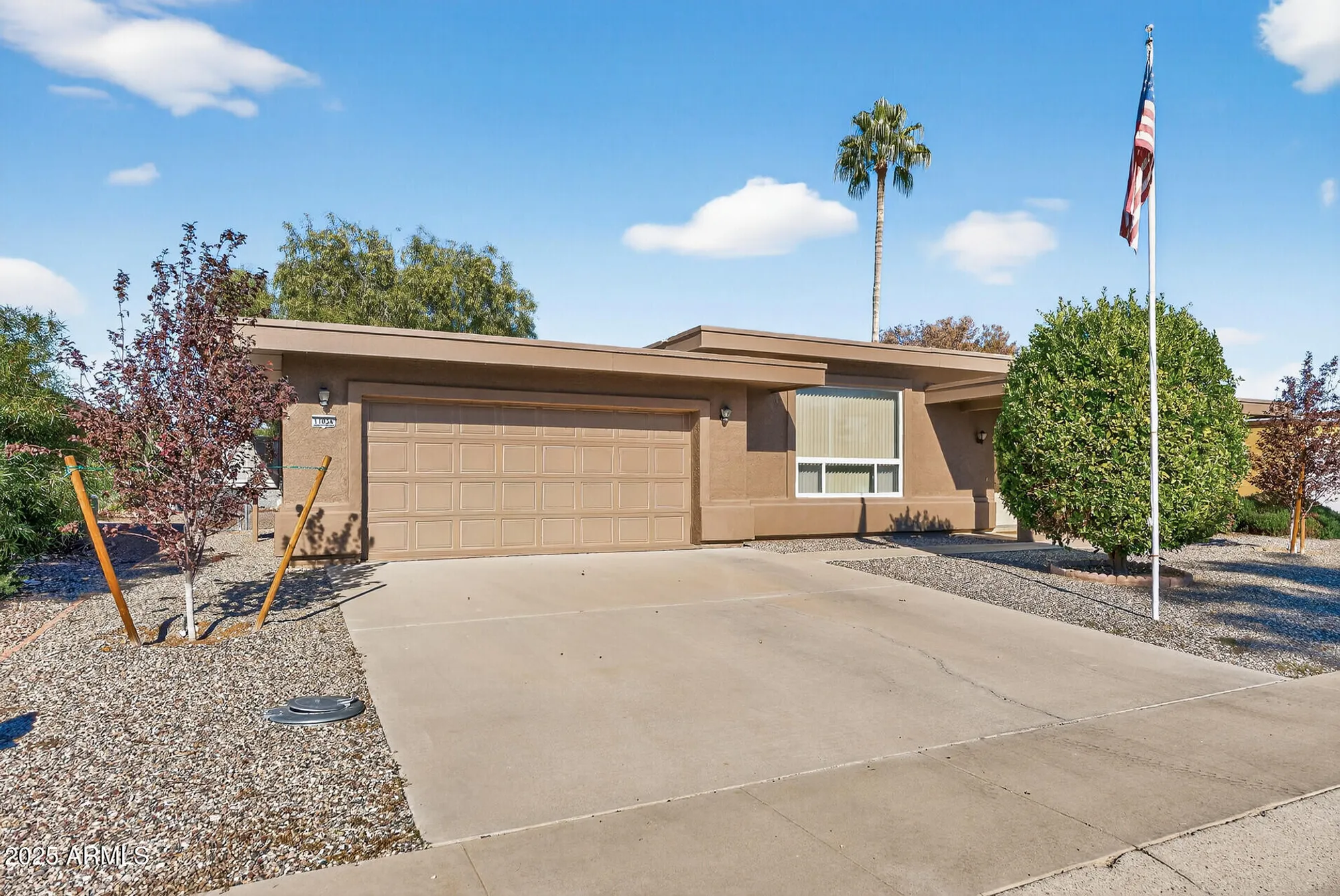 Property Slideshow image 3 of 41 | 11034 w crestbrook dr, Sun City, AZ, 85351