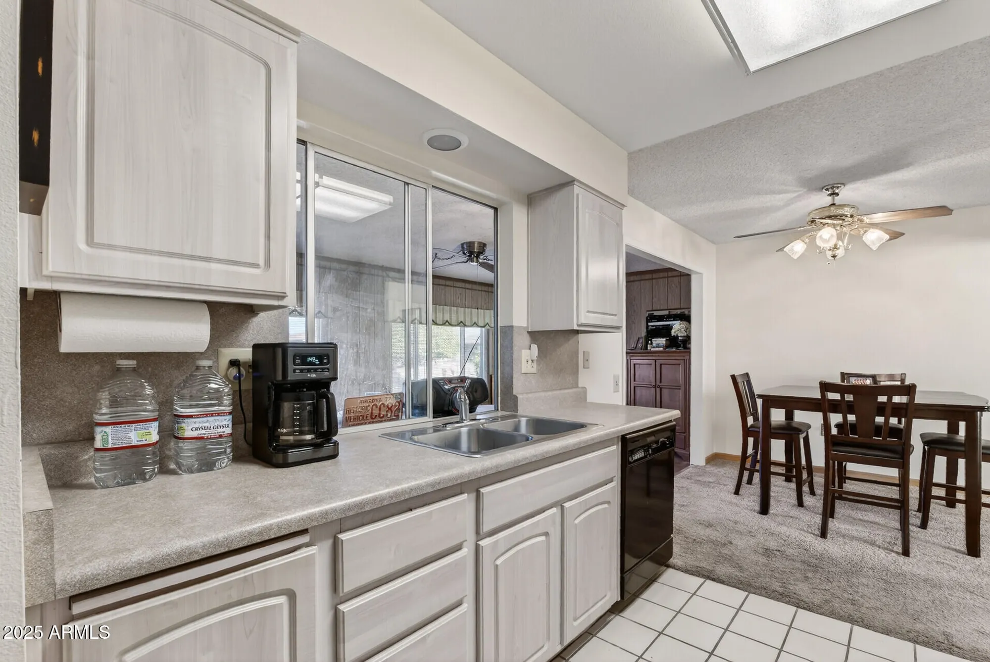 Property Slideshow image 18 of 41 | 11034 w crestbrook dr, Sun City, AZ, 85351