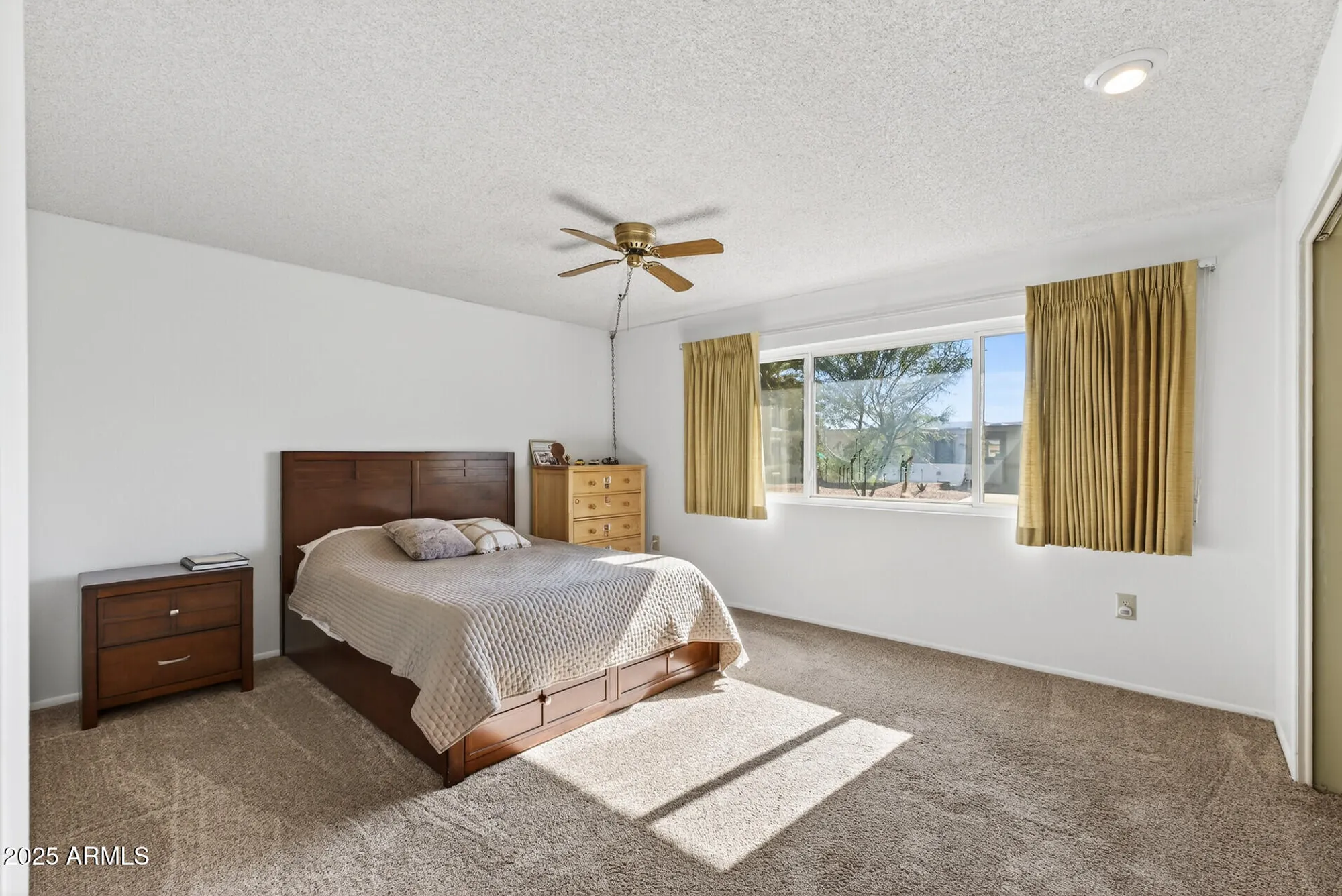 Property Slideshow image 23 of 41 | 11034 w crestbrook dr, Sun City, AZ, 85351