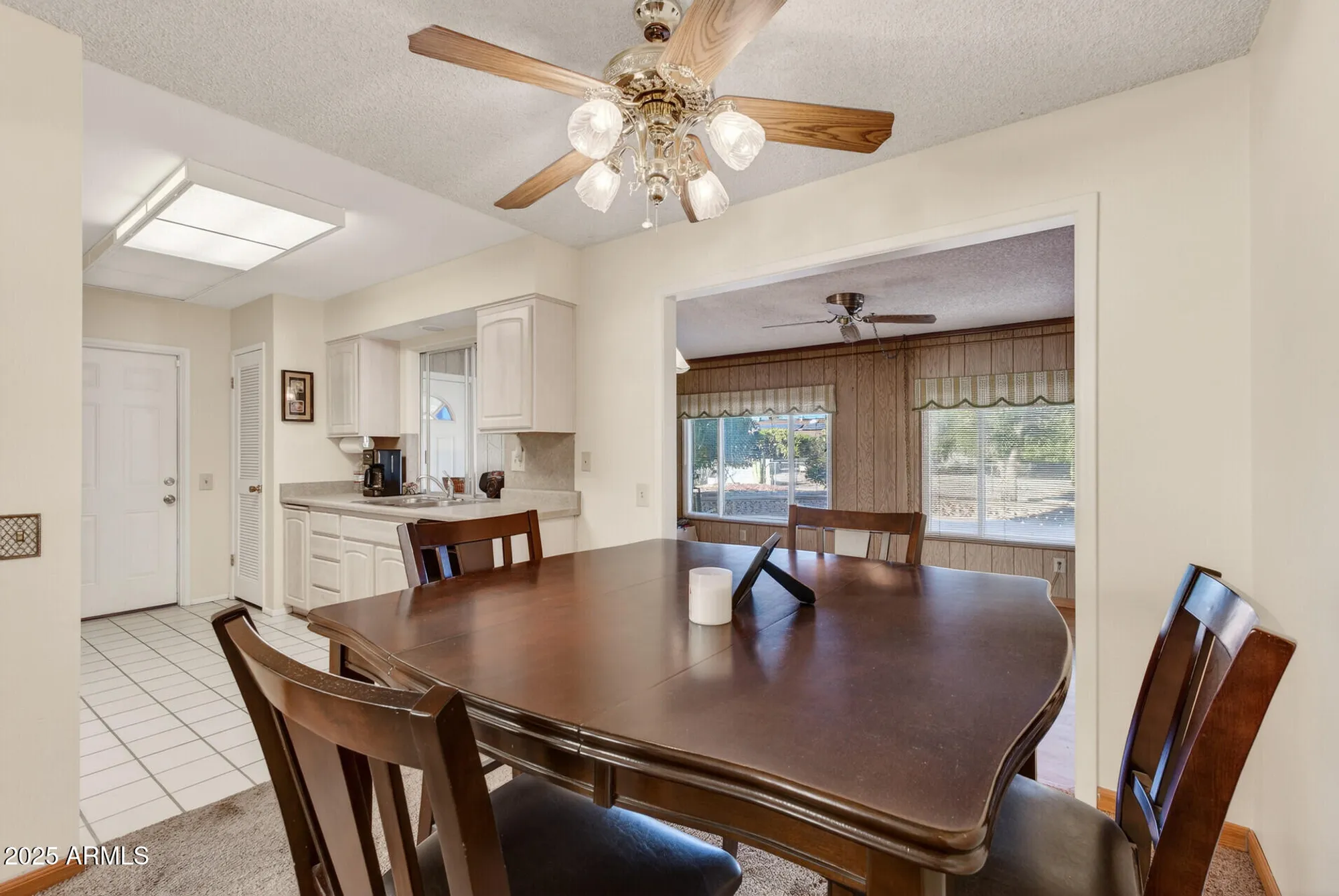 Property Slideshow image 14 of 41 | 11034 w crestbrook dr, Sun City, AZ, 85351
