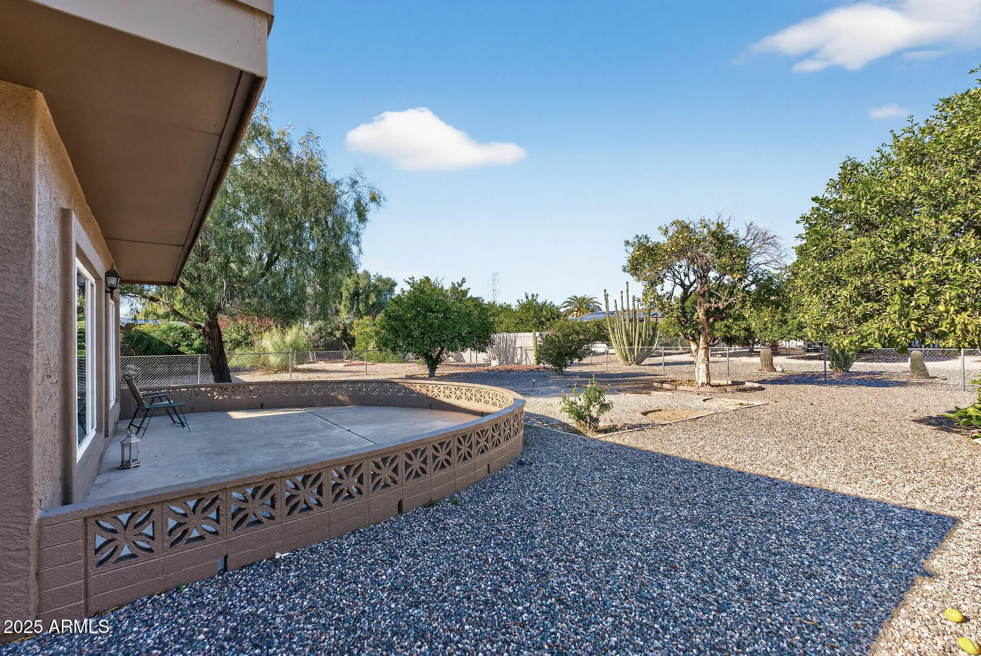 Property Slideshow image 34 of 41 | 11034 w crestbrook dr, Sun City, AZ, 85351