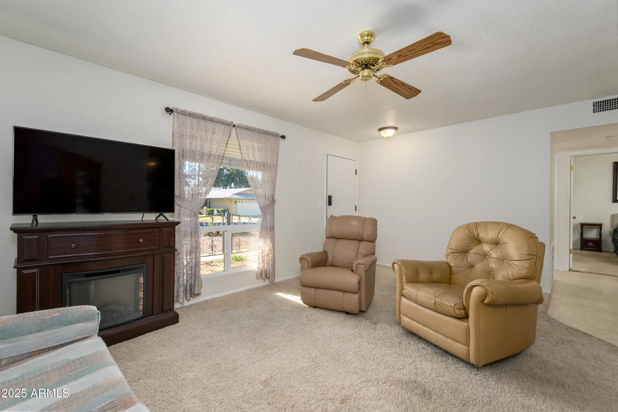 Property Slideshow image 6 of 30 | 9906 w spruce dr, Sun City, AZ, 85351