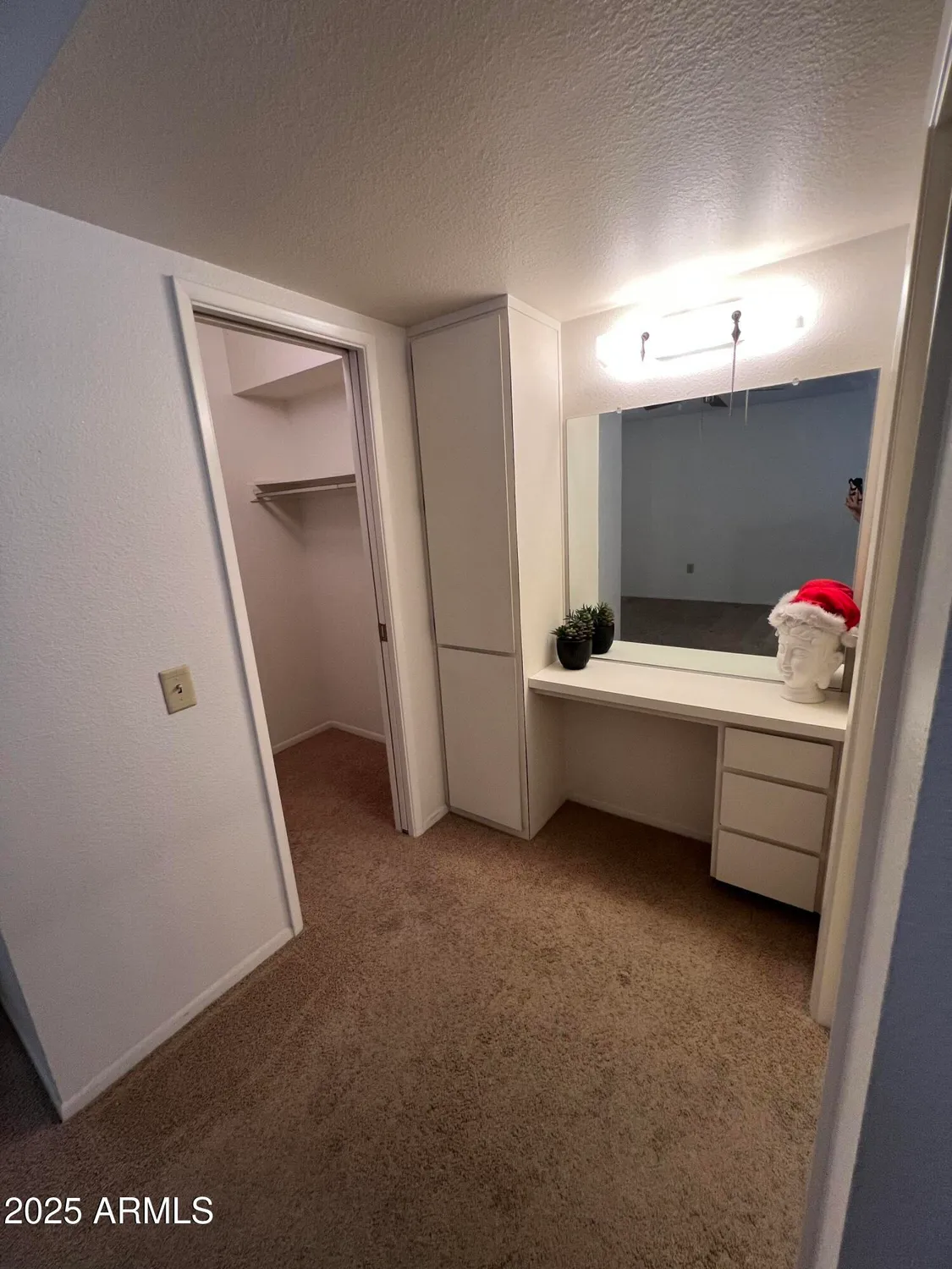 Property Slideshow image 8 of 23 | 10718 w sequoia dr, Sun City, AZ, 85373