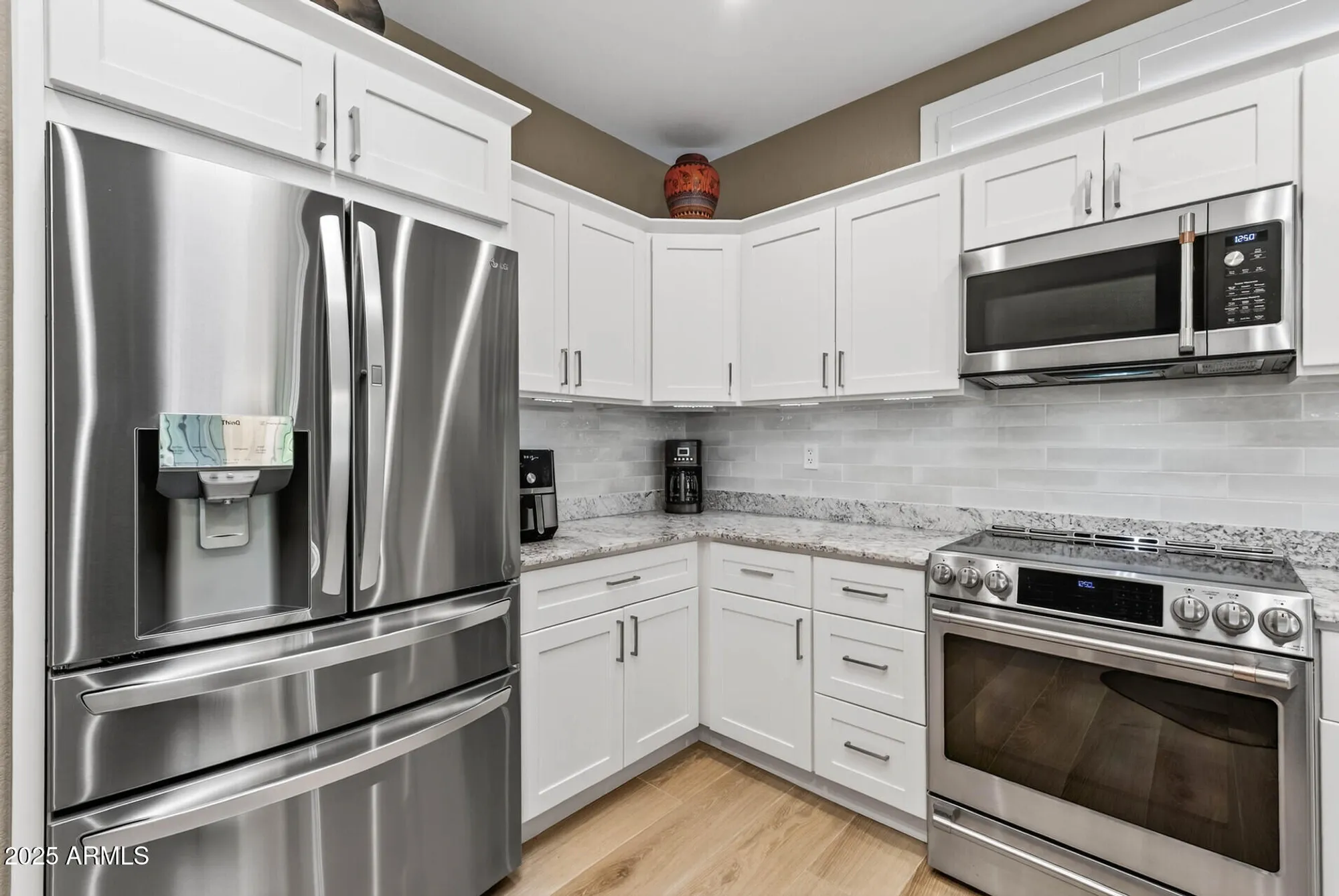 Property Slideshow image 6 of 46 | 16038 w autumn sage dr, Surprise, AZ, 85374