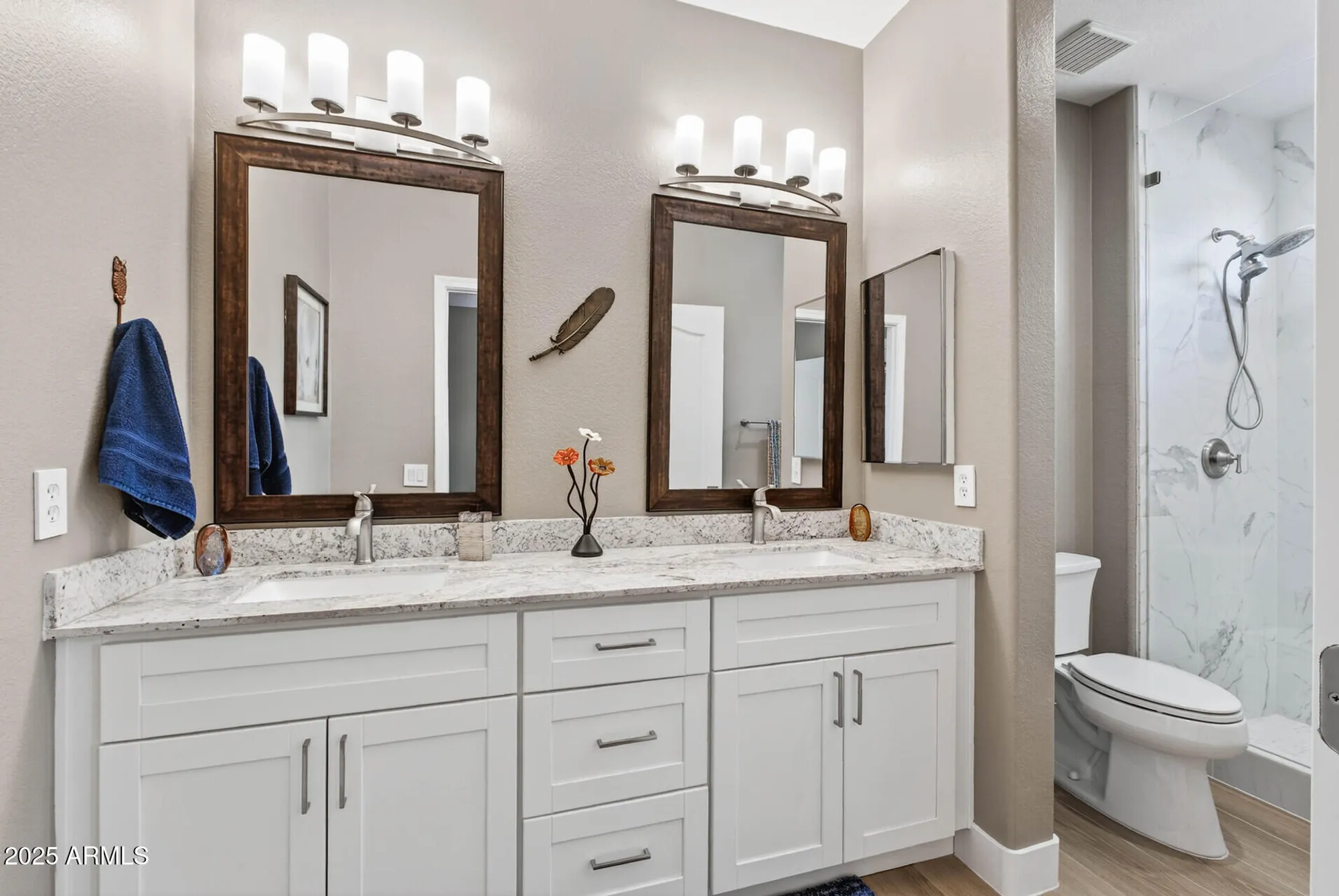 Property Slideshow image 25 of 46 | 16038 w autumn sage dr, Surprise, AZ, 85374