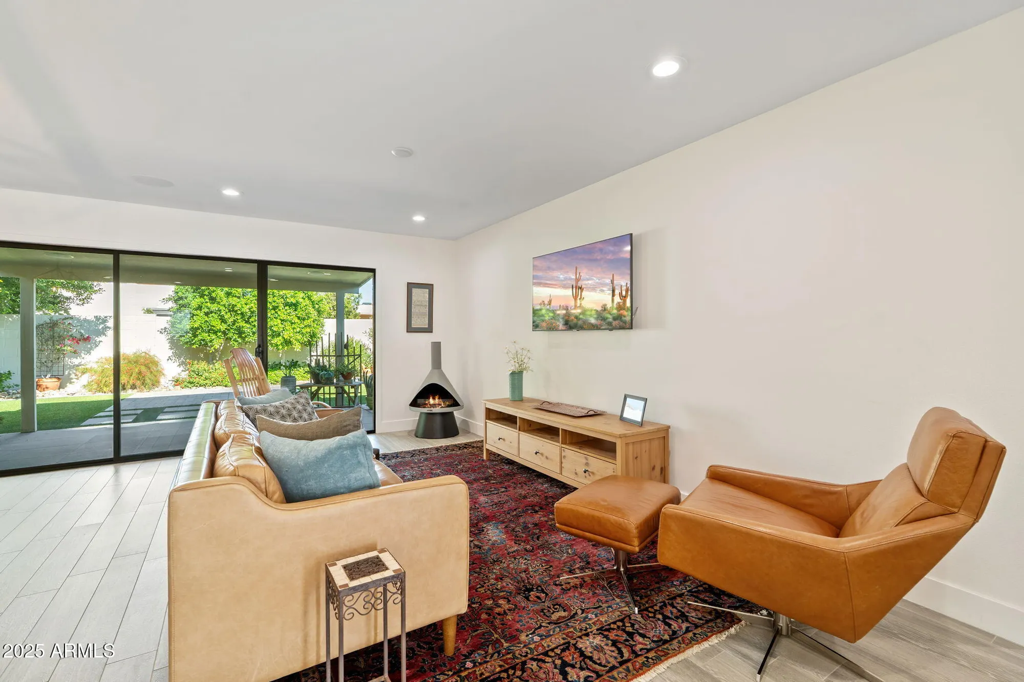 Property Slideshow image 14 of 61 | 7602 e northland dr, Scottsdale, AZ, 85251