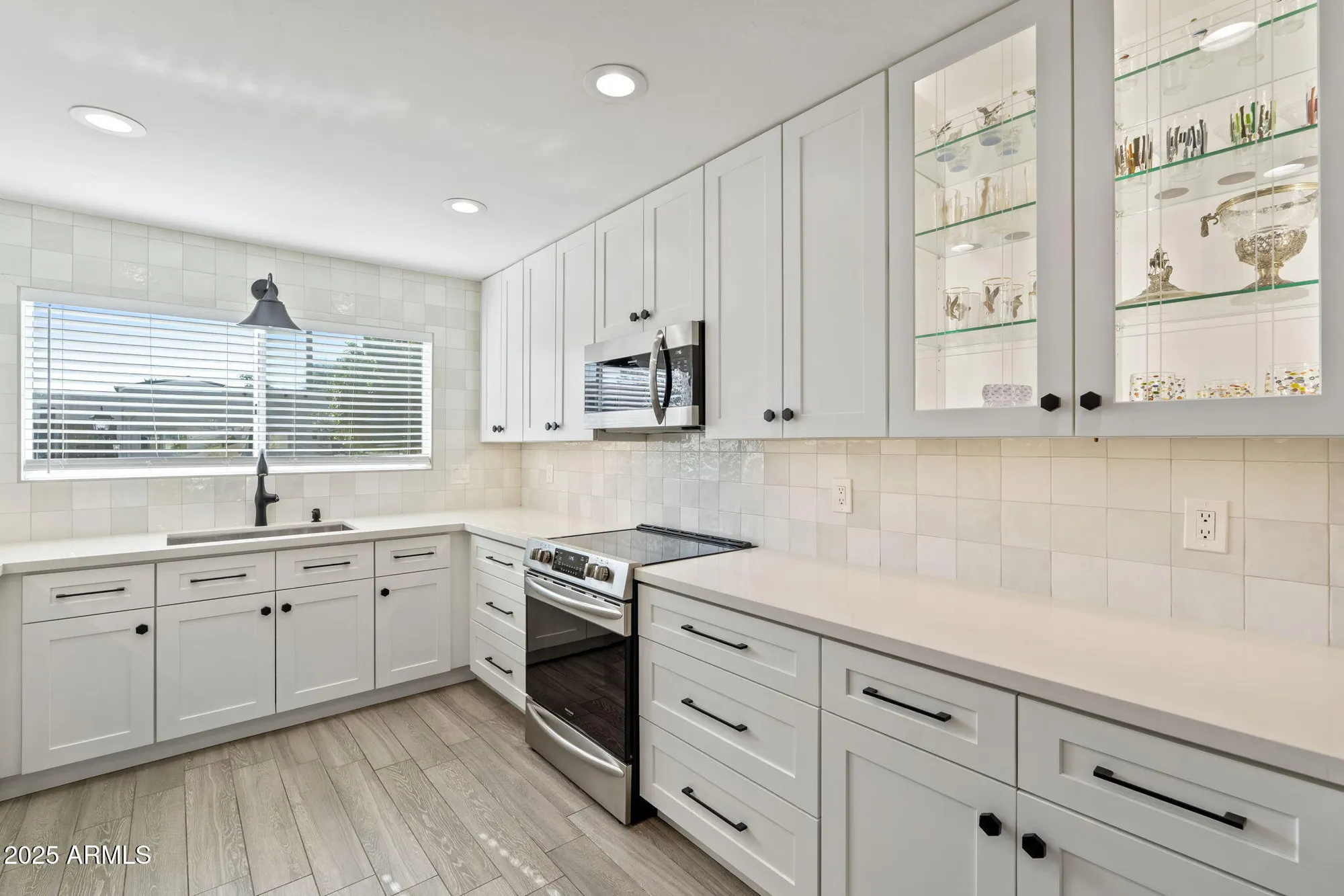 Property Slideshow image 4 of 61 | 7602 e northland dr, Scottsdale, AZ, 85251