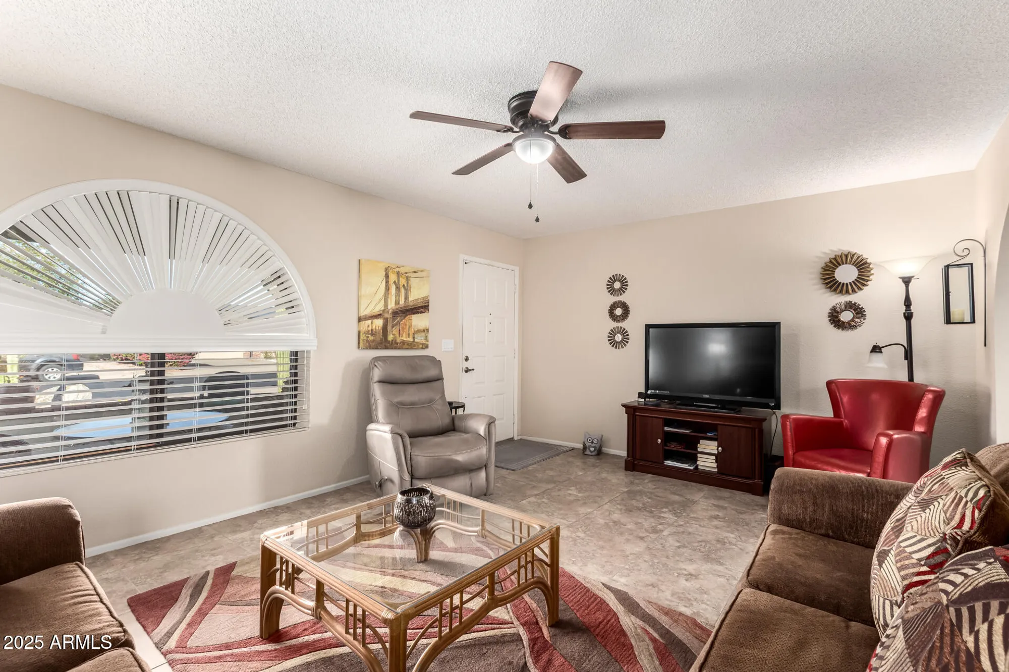 Property Slideshow image 7 of 41 | 8265 e lakeview ave, Mesa, AZ, 85209