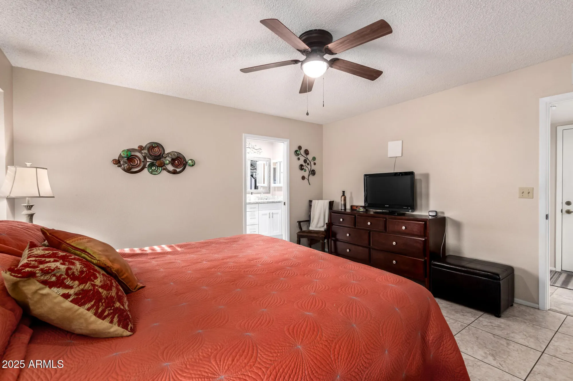 Property Slideshow image 17 of 41 | 8265 e lakeview ave, Mesa, AZ, 85209