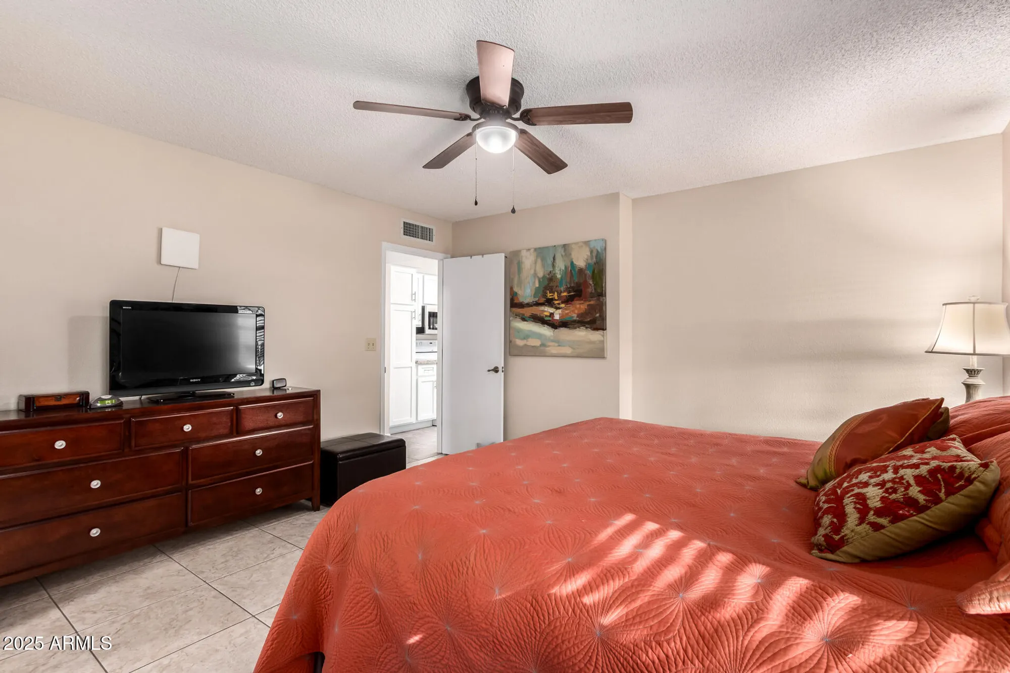Property Slideshow image 18 of 41 | 8265 e lakeview ave, Mesa, AZ, 85209