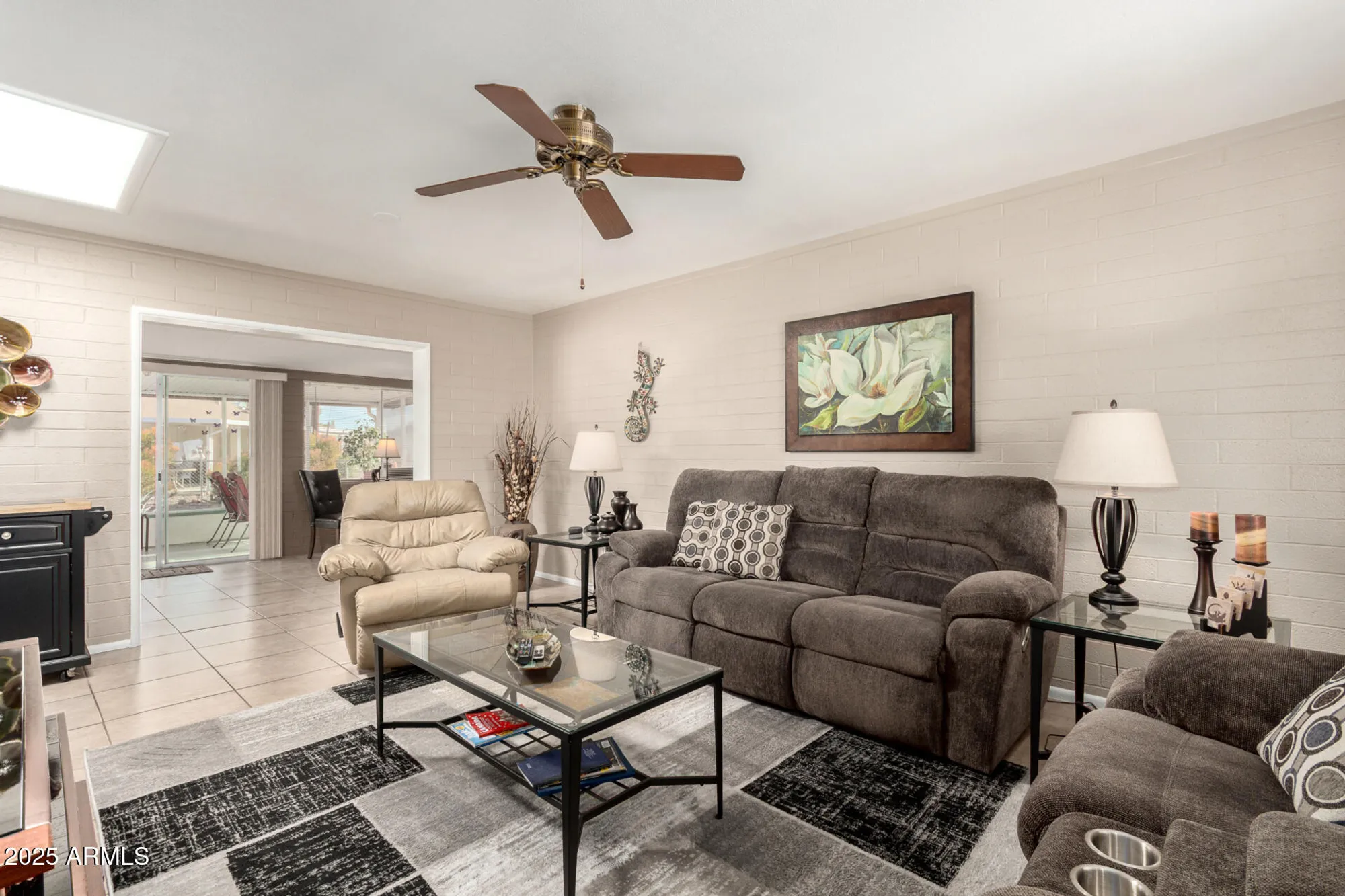 Property Slideshow image 6 of 55 | 11247 n 109th ave, Sun City, AZ, 85351