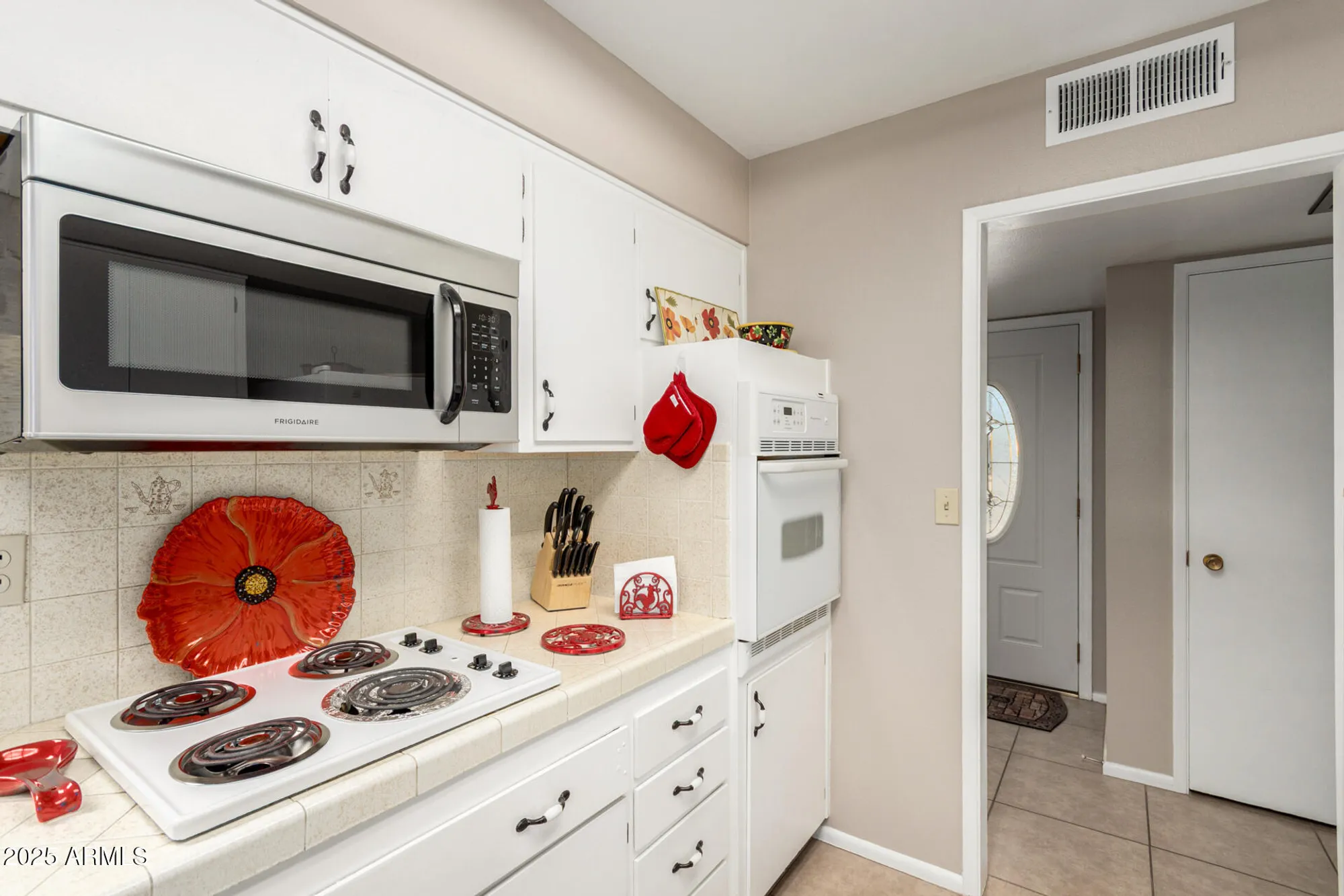 Property Slideshow image 14 of 55 | 11247 n 109th ave, Sun City, AZ, 85351