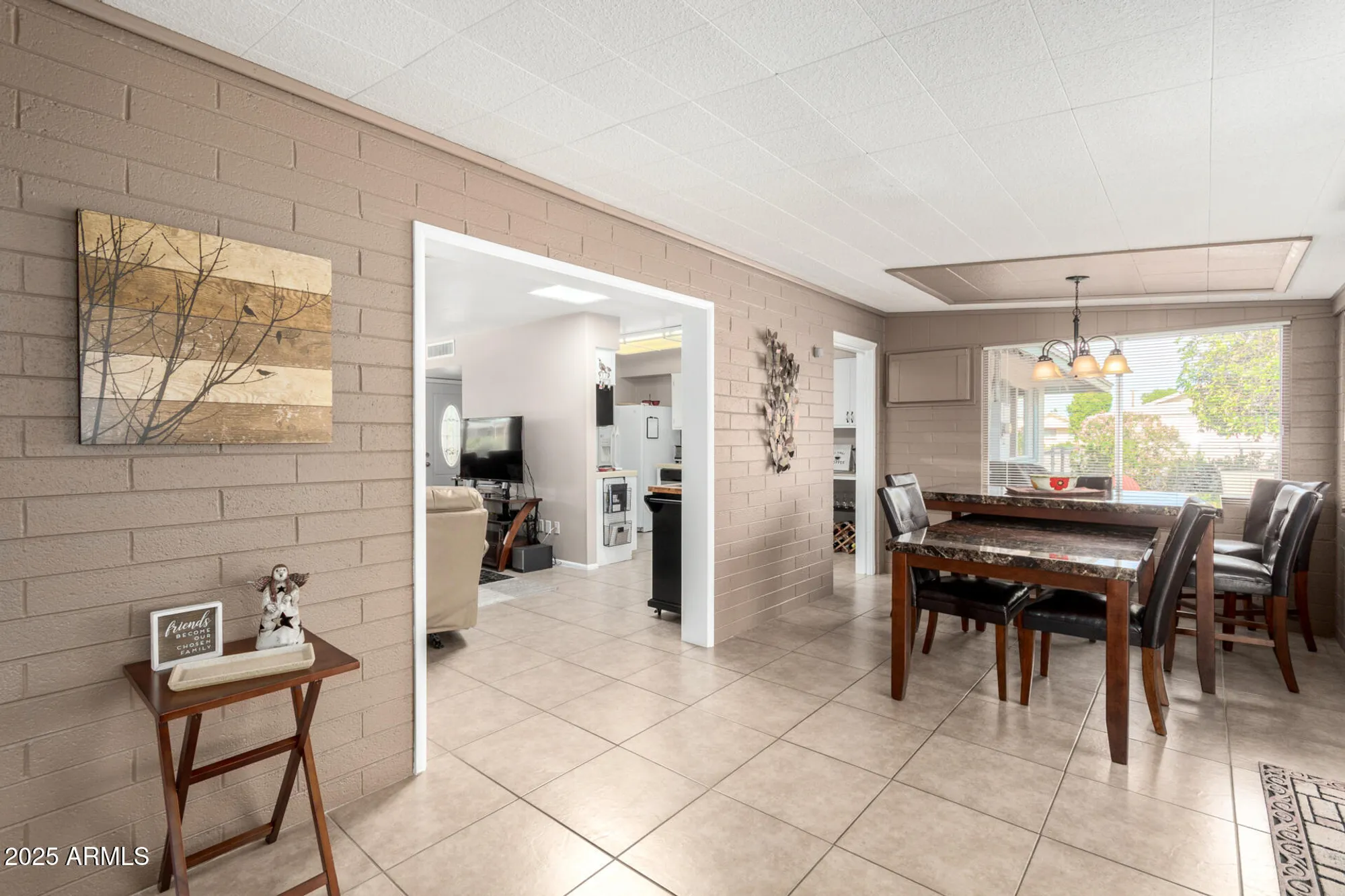 Property Slideshow image 12 of 55 | 11247 n 109th ave, Sun City, AZ, 85351