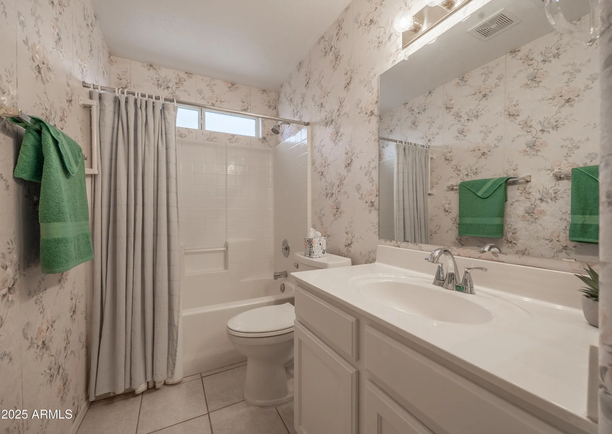 Property Slideshow image 19 of 23 | 10622 w mohawk ln, Peoria, AZ, 85382