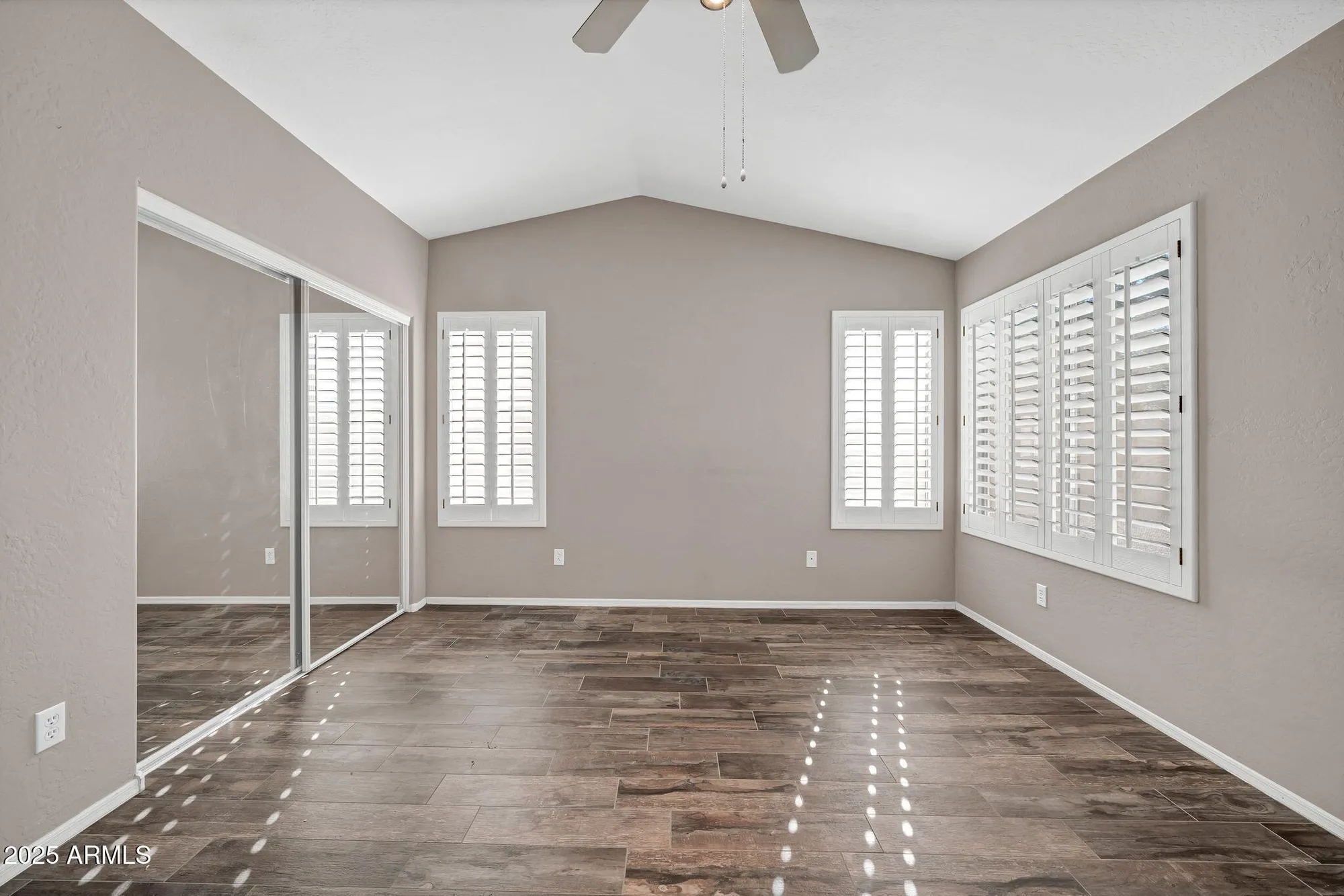 Property Slideshow image 21 of 40 | 10403 w tonopah dr, Peoria, AZ, 85382