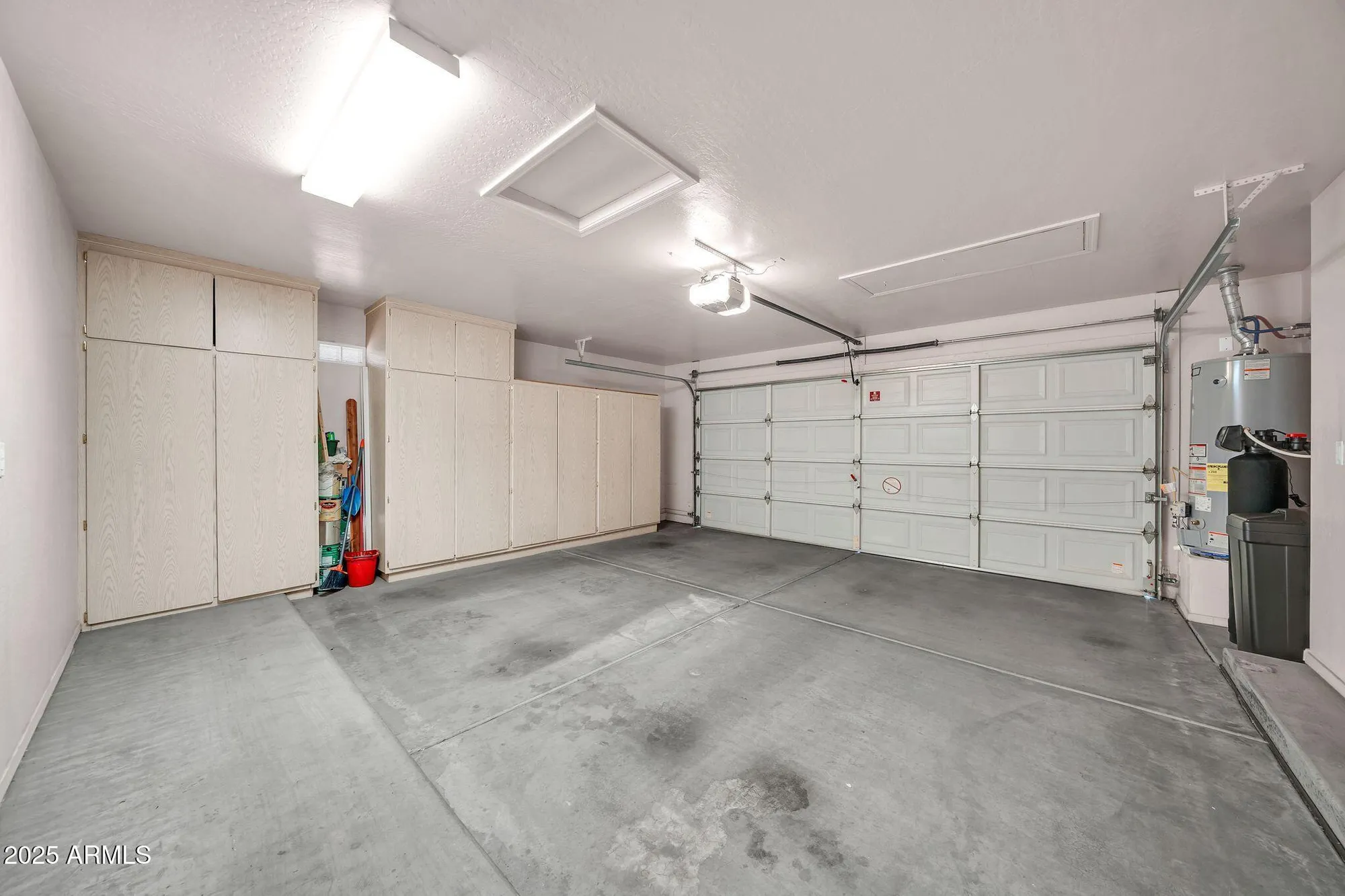 Property Slideshow image 29 of 40 | 10403 w tonopah dr, Peoria, AZ, 85382