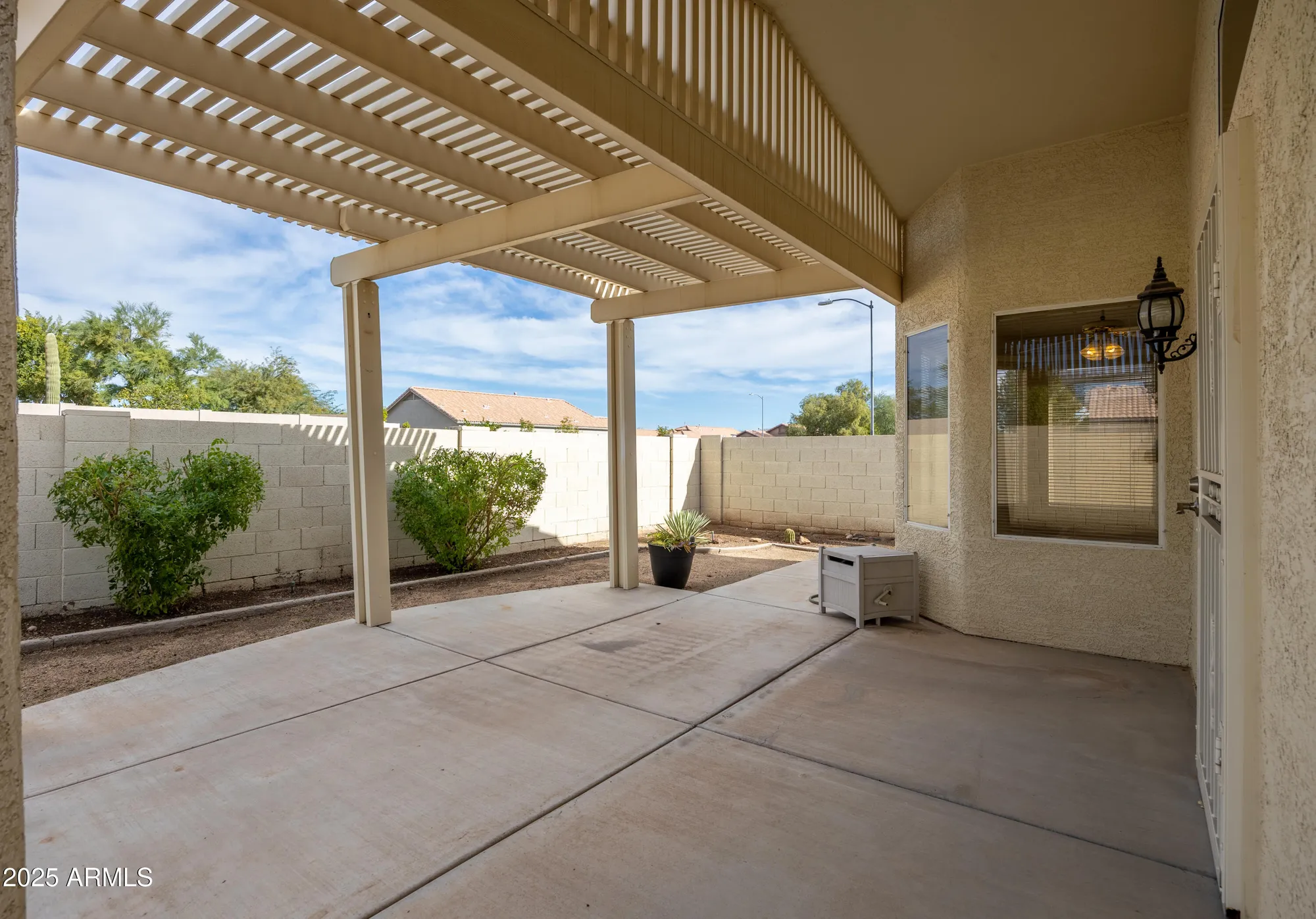 Property Slideshow image 22 of 23 | 10622 w mohawk ln, Peoria, AZ, 85382