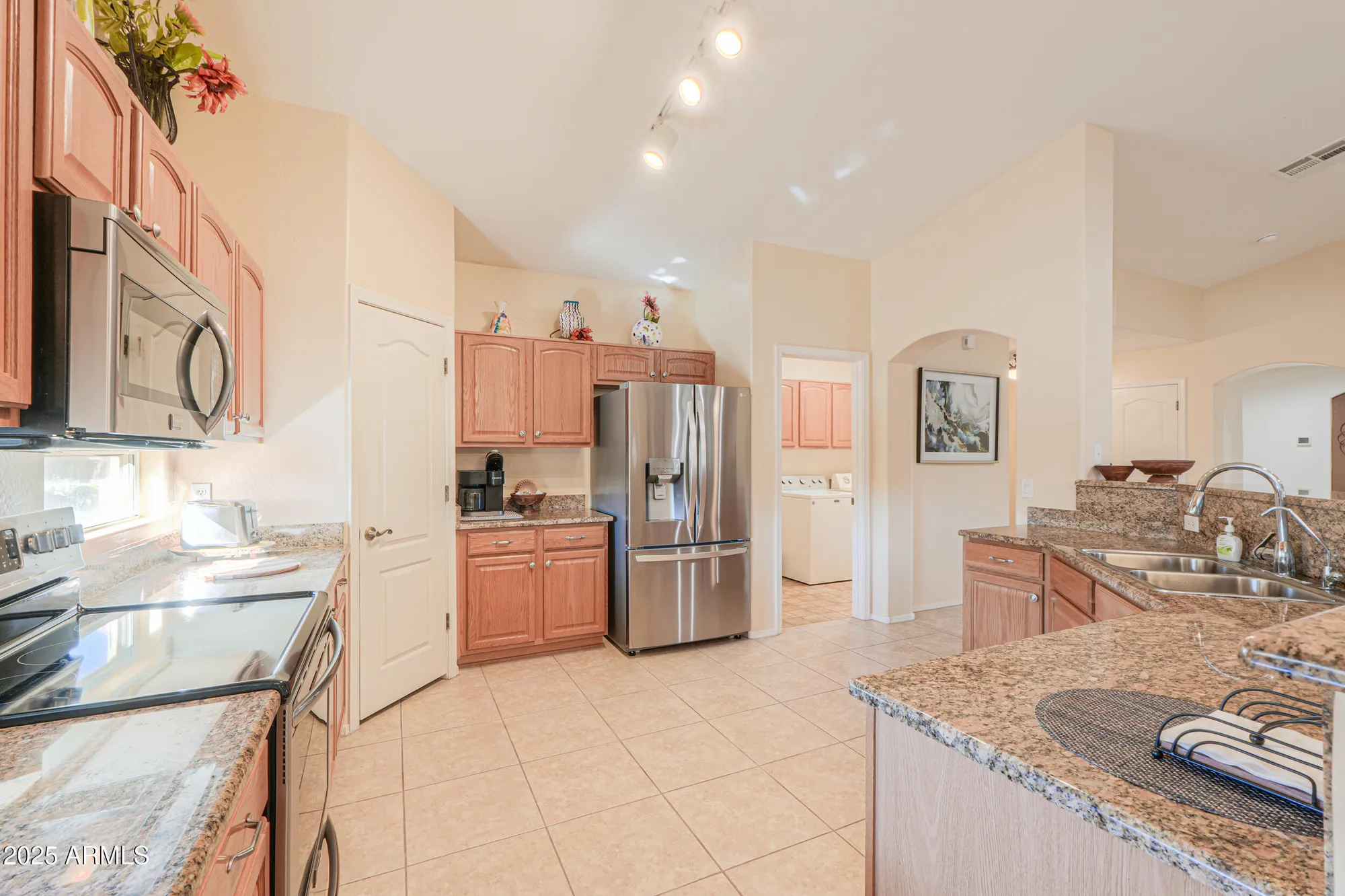 Property Slideshow image 13 of 65 | 146 s firerock ct, Casa Grande, AZ, 85194