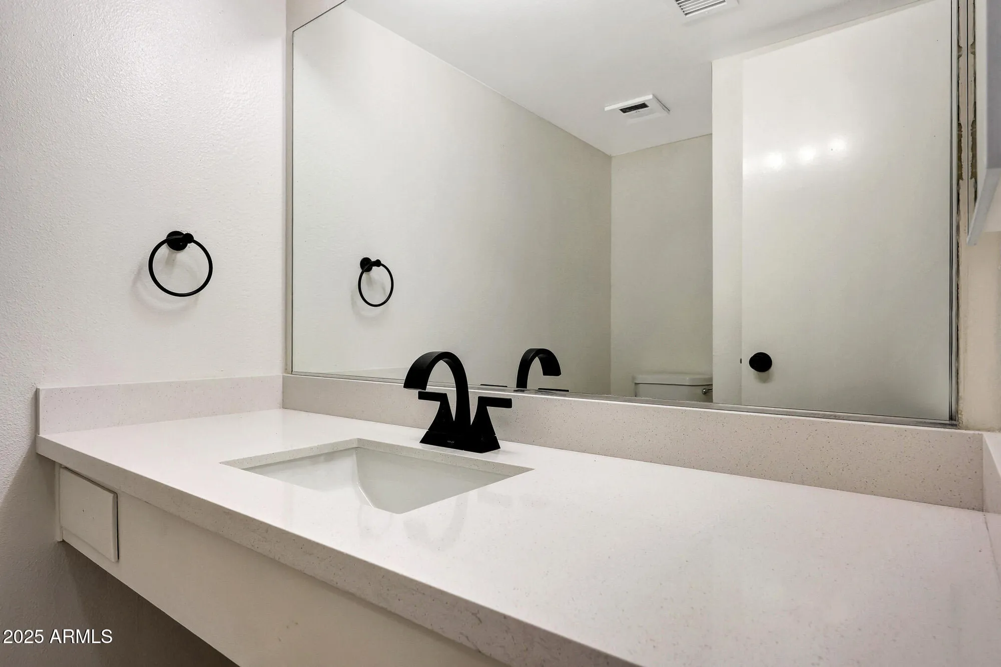 Property Slideshow image 25 of 52 | 10922 w el capitan cir, Sun City, AZ, 85351