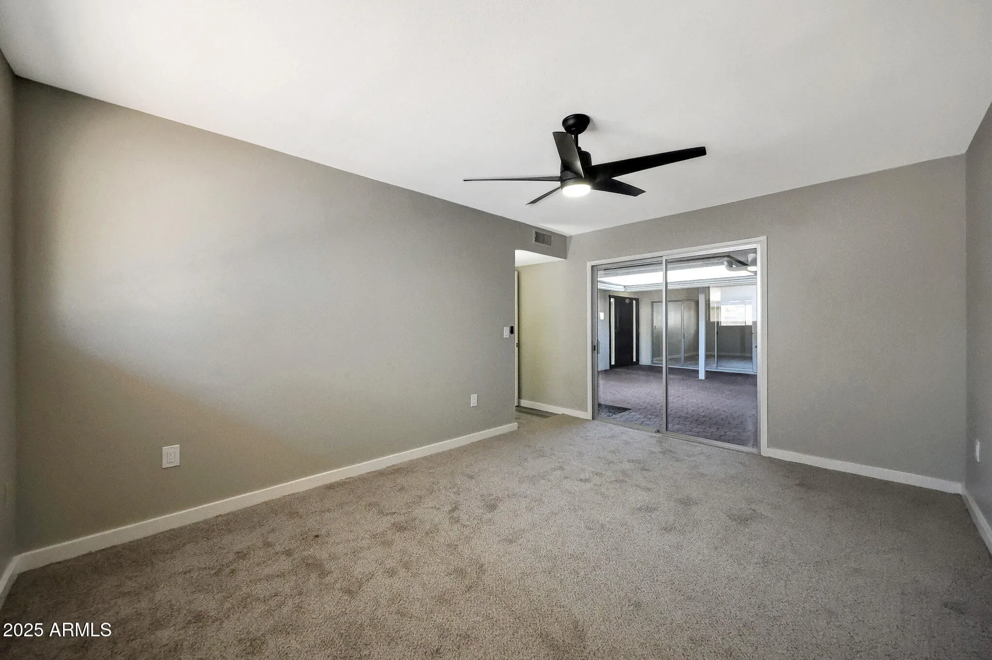 Property Slideshow image 27 of 52 | 10922 w el capitan cir, Sun City, AZ, 85351