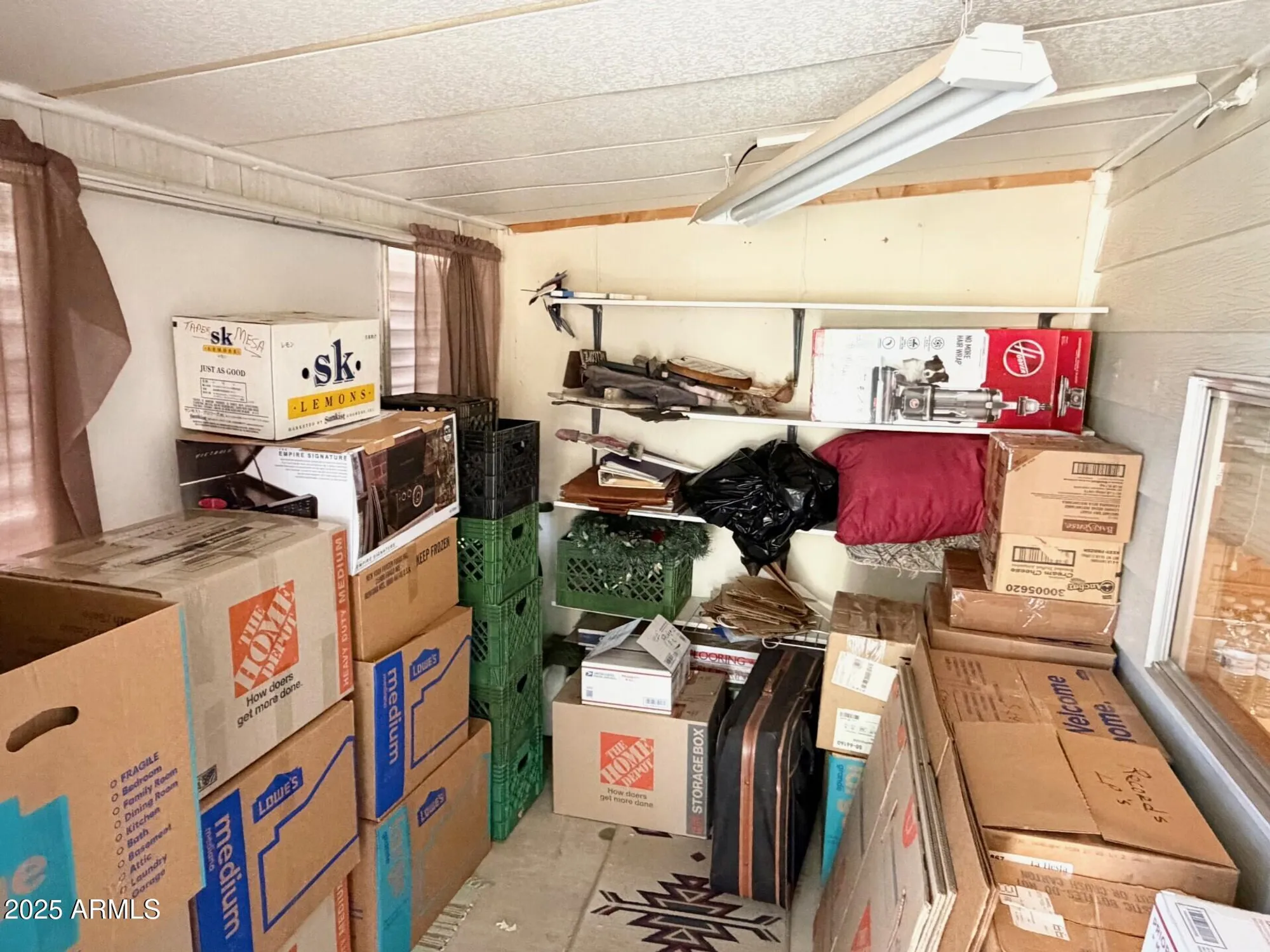 Property Slideshow image 28 of 48 | 8154 e calypso ave, Mesa, AZ, 85208