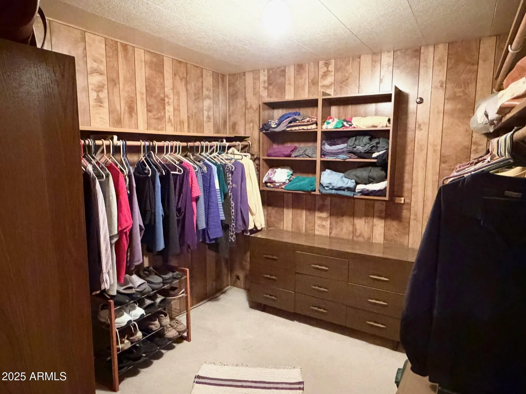 Property Slideshow image 13 of 48 | 8154 e calypso ave, Mesa, AZ, 85208