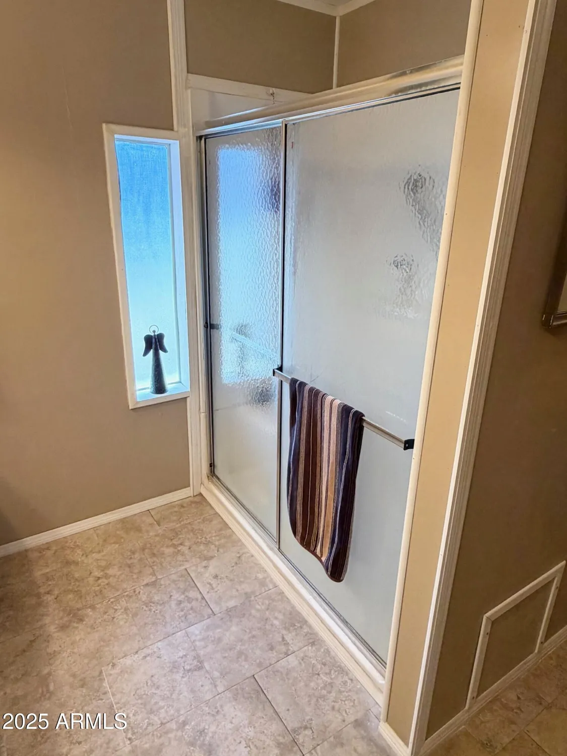 Property Slideshow image 15 of 48 | 8154 e calypso ave, Mesa, AZ, 85208