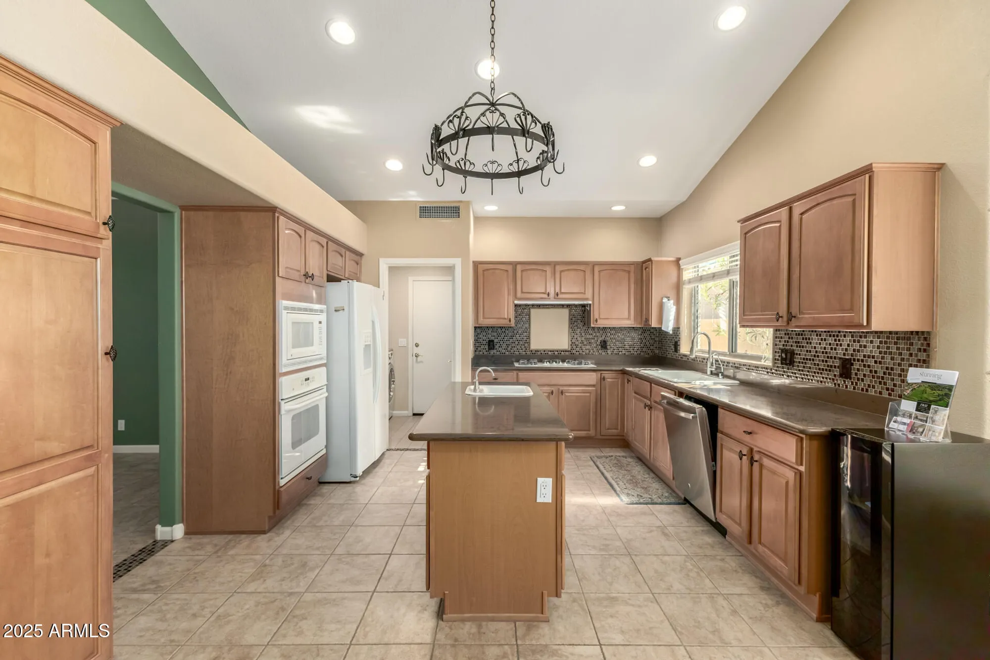 Property Slideshow image 8 of 32 | 23632 s illinois ave, Sun Lakes, AZ, 85248