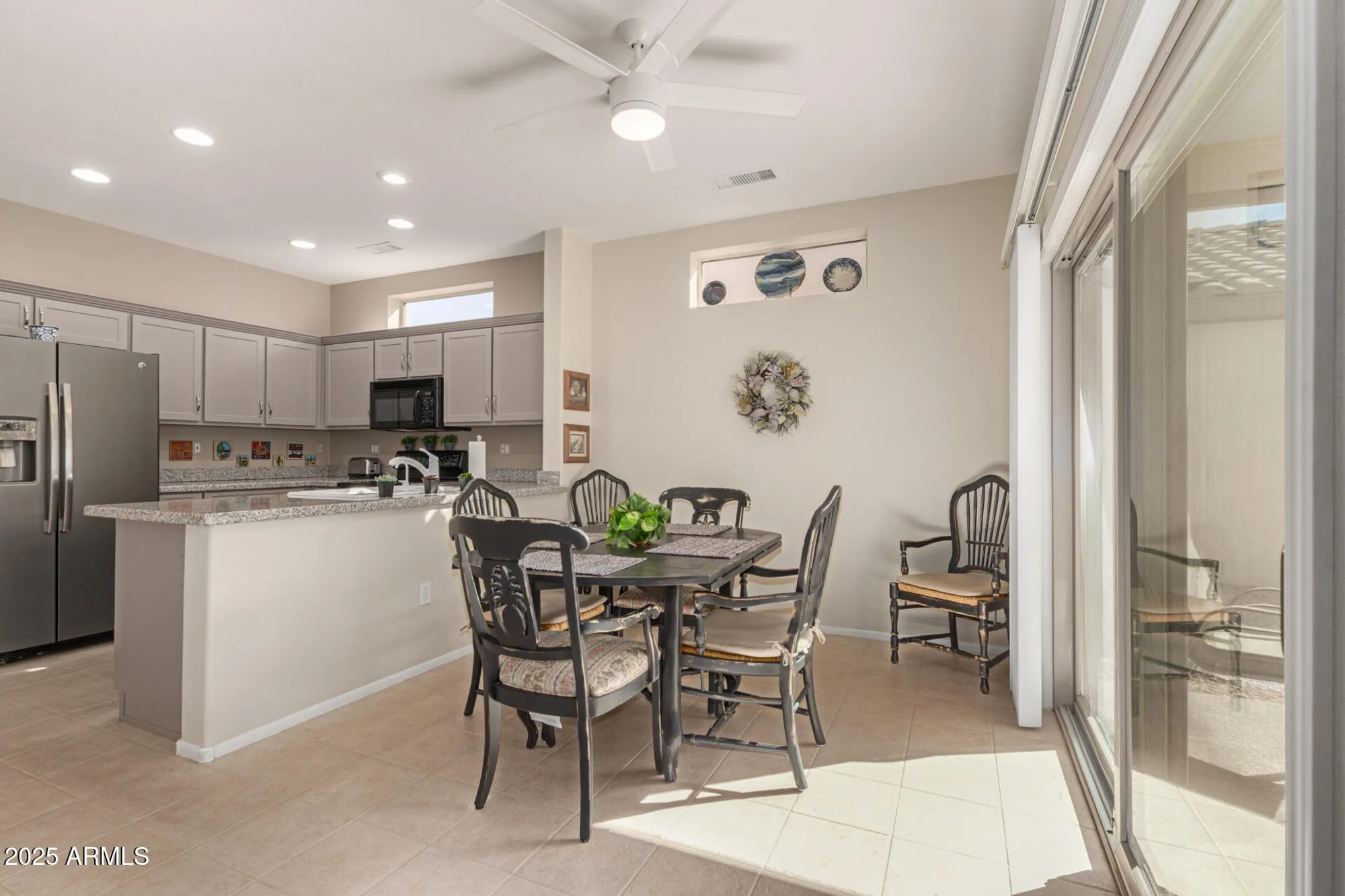 Property Slideshow image 7 of 28 | 15627 w desert crown way, Surprise, AZ, 85374