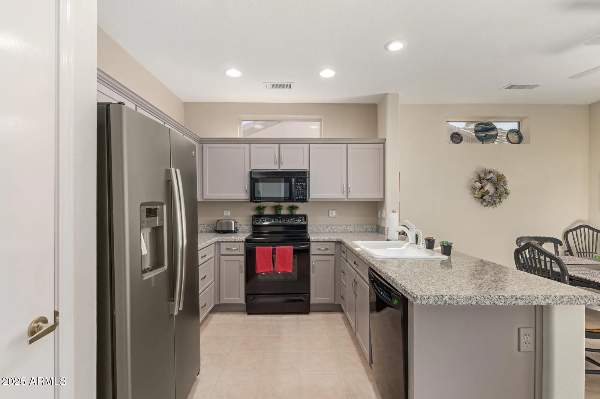 Property Slideshow image 8 of 28 | 15627 w desert crown way, Surprise, AZ, 85374