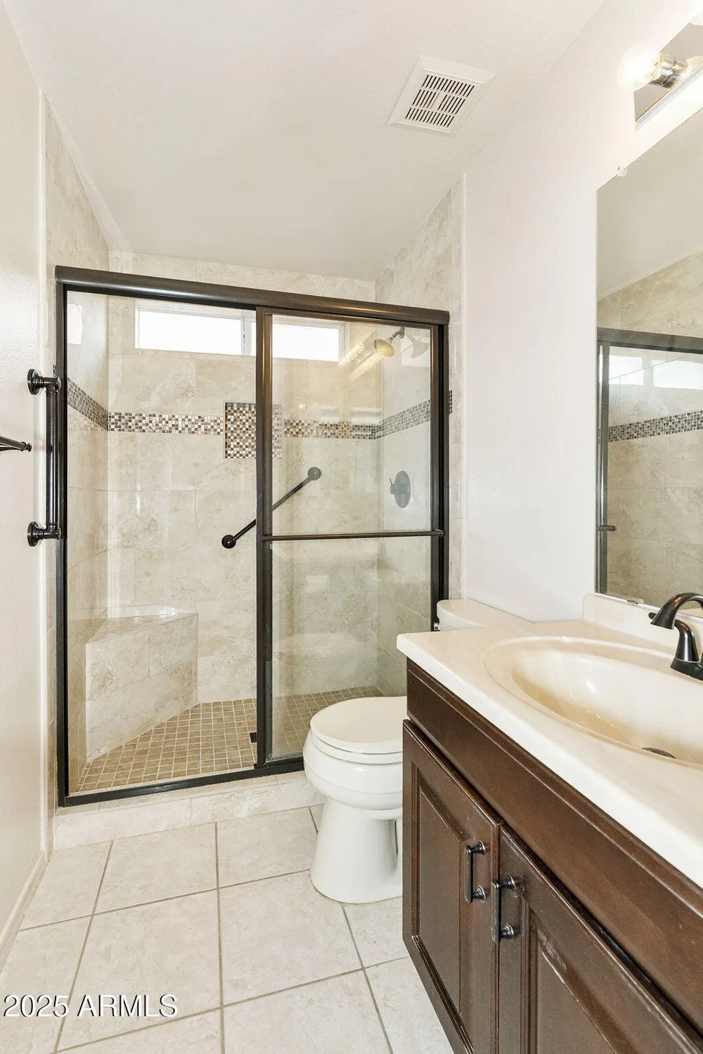 Property Slideshow image 13 of 51 | 1926 e lindrick dr, Chandler, AZ, 85249