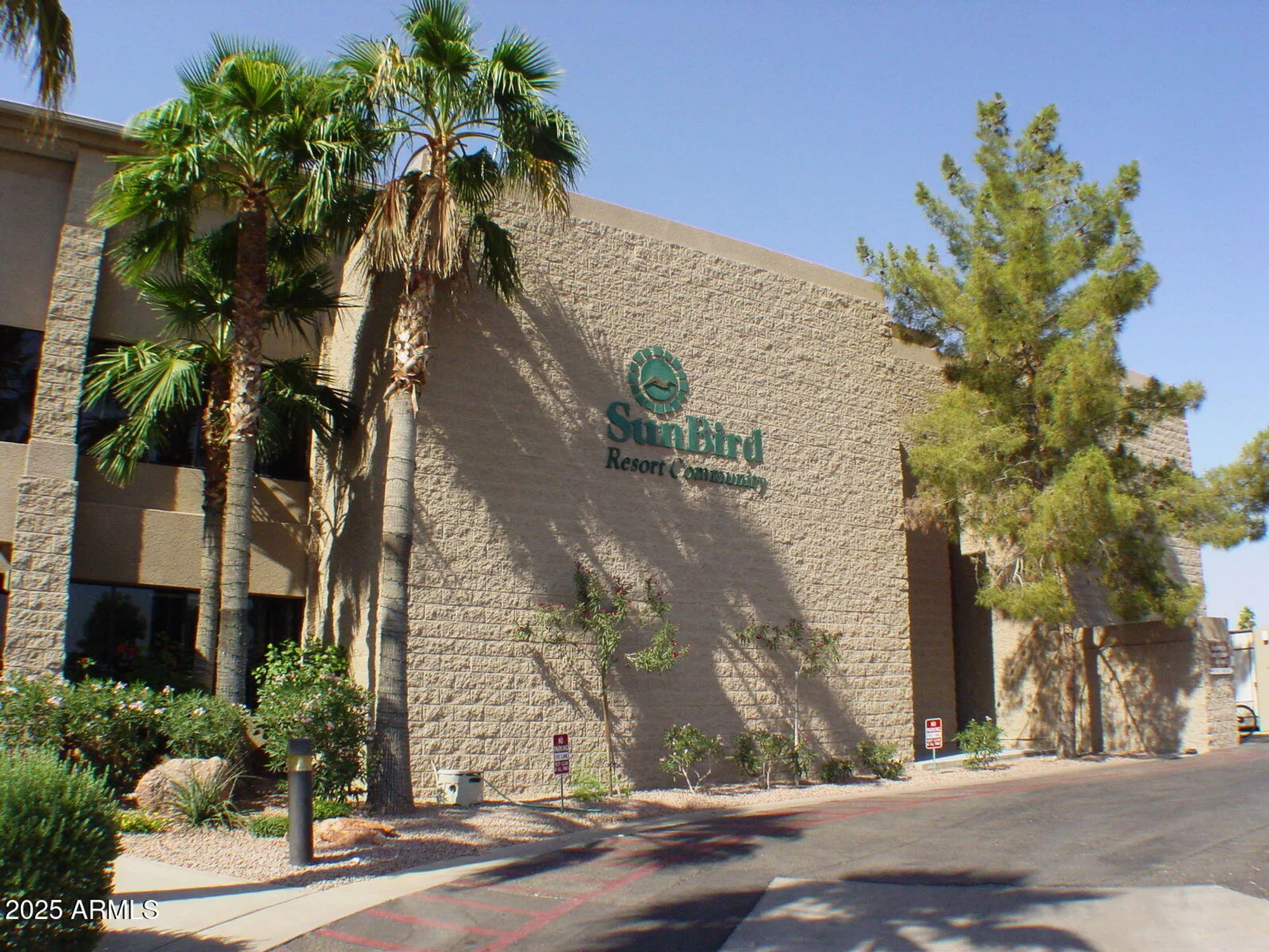 Property Slideshow image 32 of 51 | 1926 e lindrick dr, Chandler, AZ, 85249