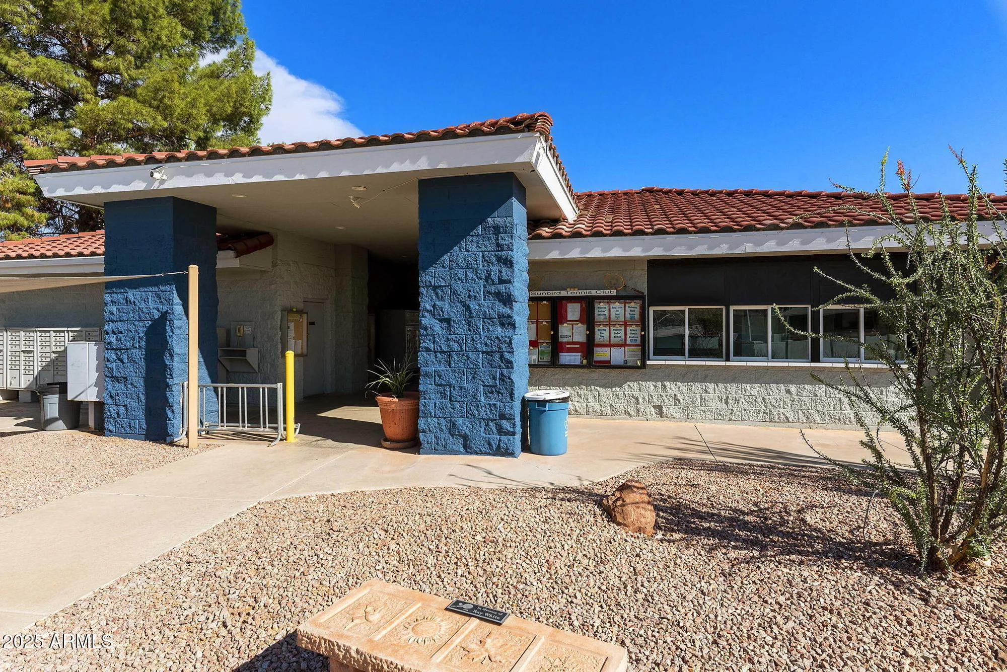 Property Slideshow image 37 of 51 | 1926 e lindrick dr, Chandler, AZ, 85249