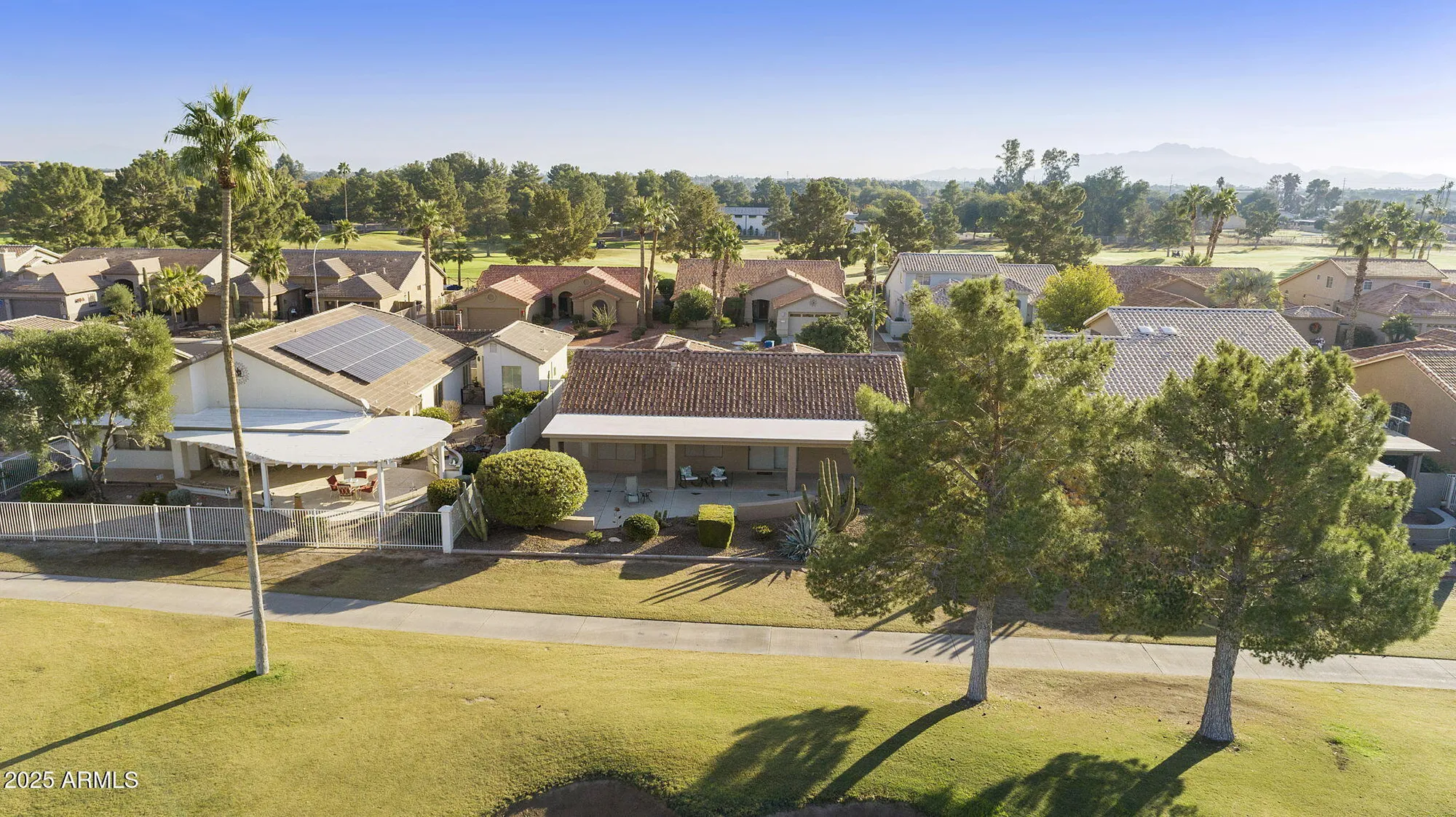 Property Slideshow image 8 of 79 | 5752 s amberwood dr, Chandler, AZ, 85248