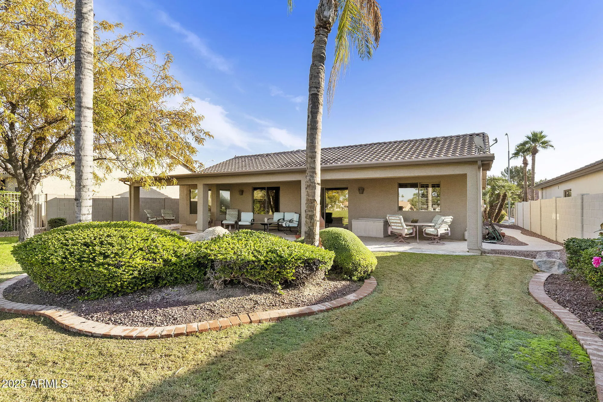 Property Slideshow image 5 of 79 | 5752 s amberwood dr, Chandler, AZ, 85248