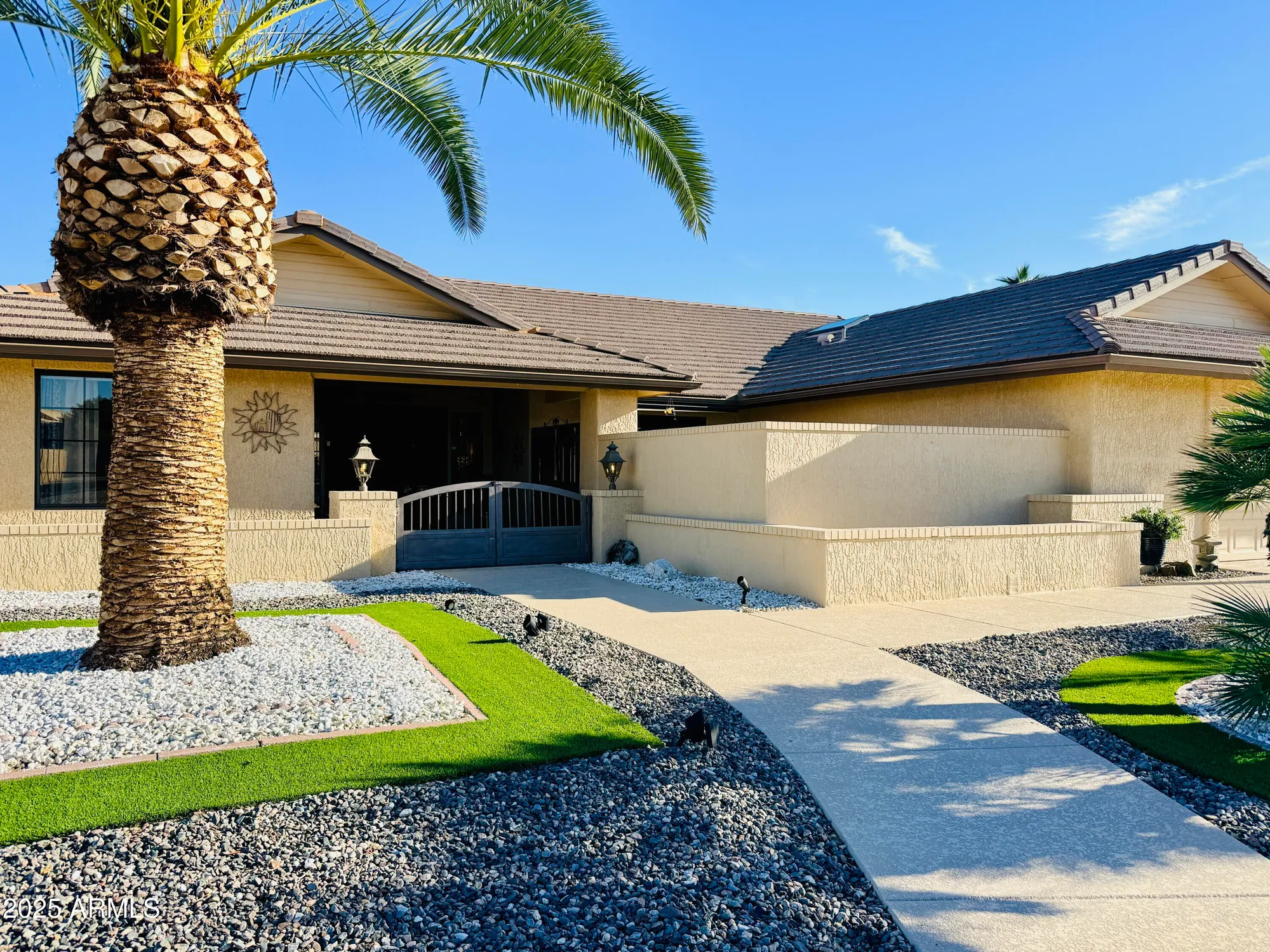 Property Slideshow image 2 of 40 | 14326 w yukon dr, Sun City West, AZ, 85375