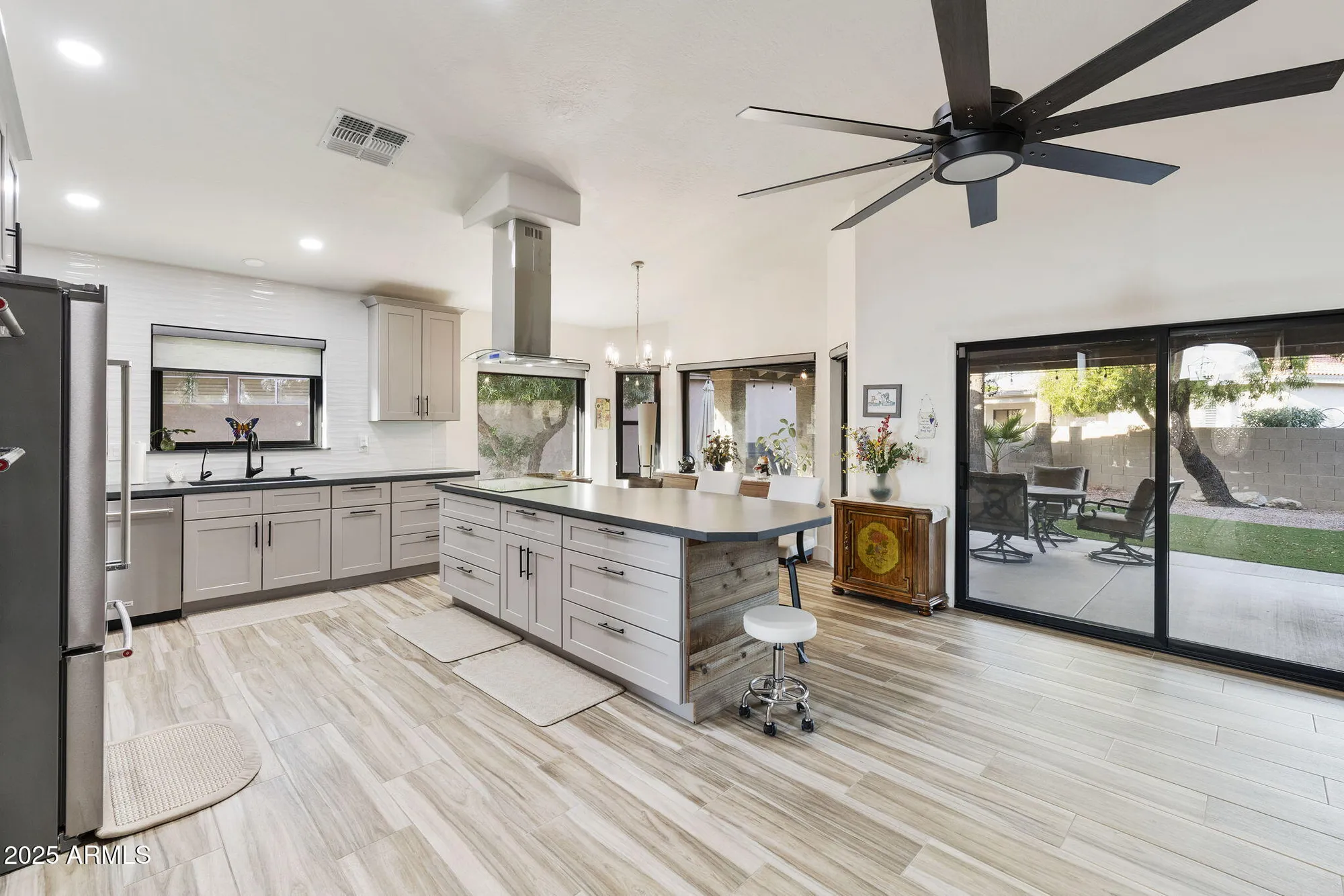 Property Slideshow image 18 of 58 | 26218 s cloverland dr, Sun Lakes, AZ, 85248