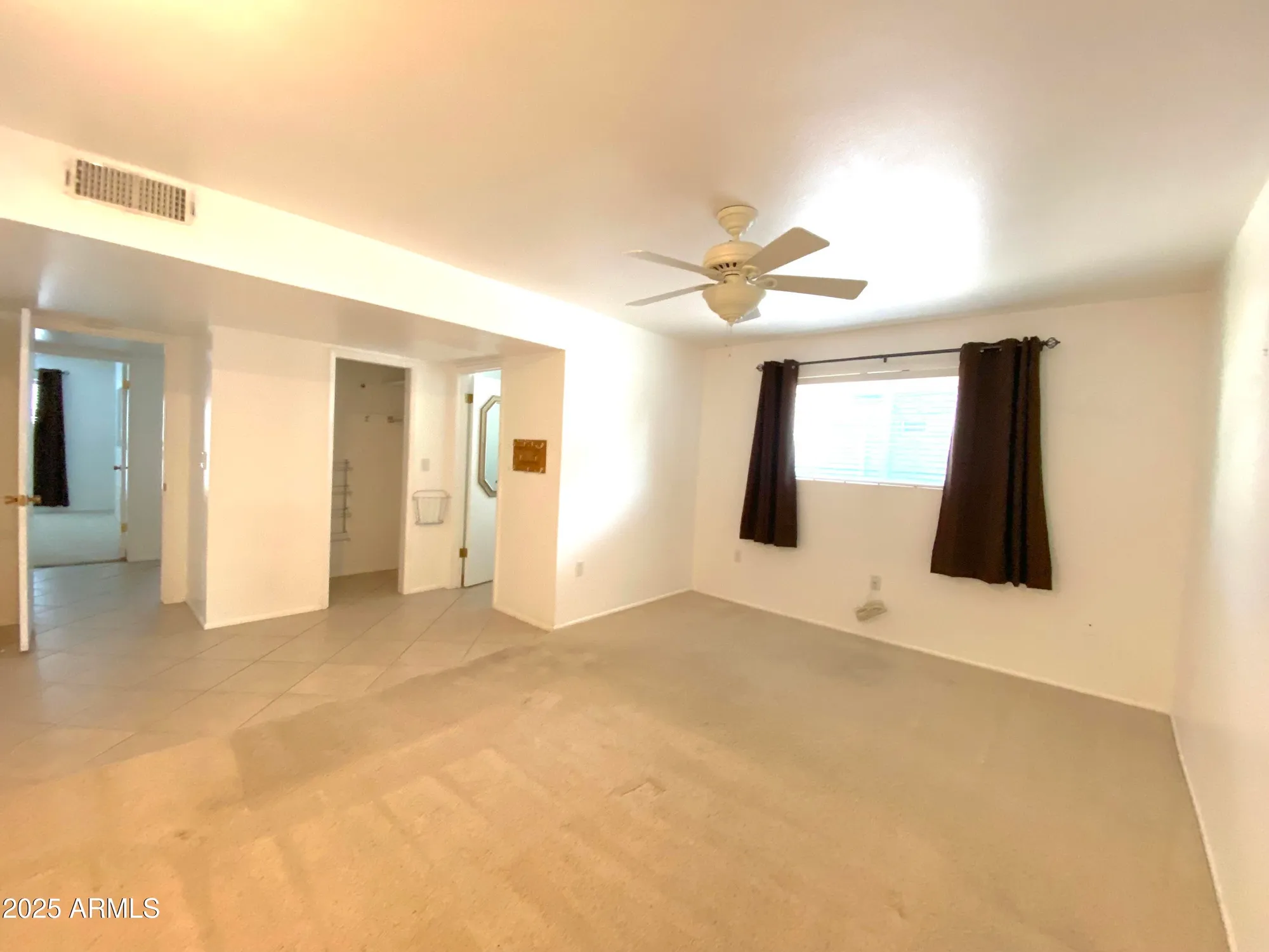 Property Slideshow image 9 of 19 | 10411 w cameo dr, Sun City, AZ, 85351