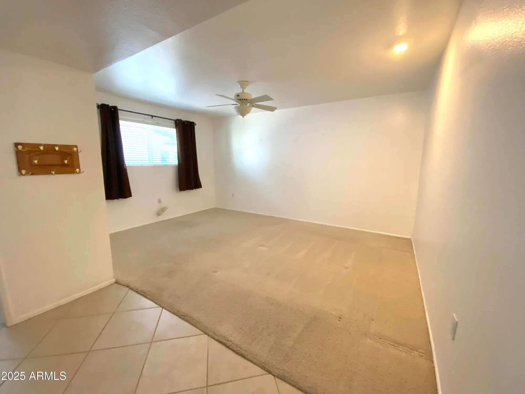 Property Slideshow image 8 of 19 | 10411 w cameo dr, Sun City, AZ, 85351