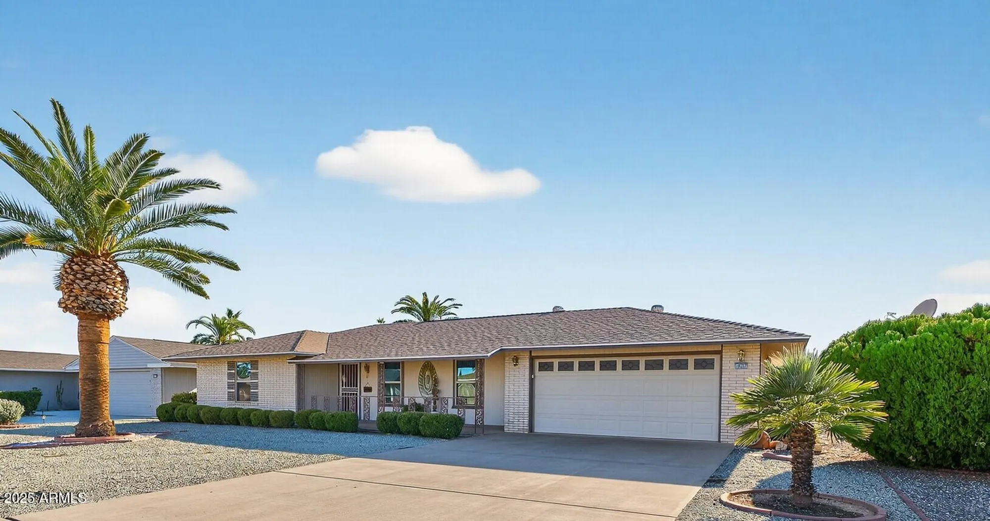 Property Slideshow image 3 of 50 | 10237 w burns dr, Sun City, AZ, 85351