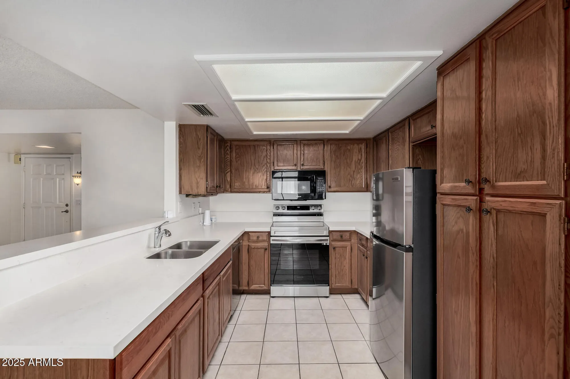 Property Slideshow image 4 of 36 | 19095 n 97th ln, Peoria, AZ, 85382